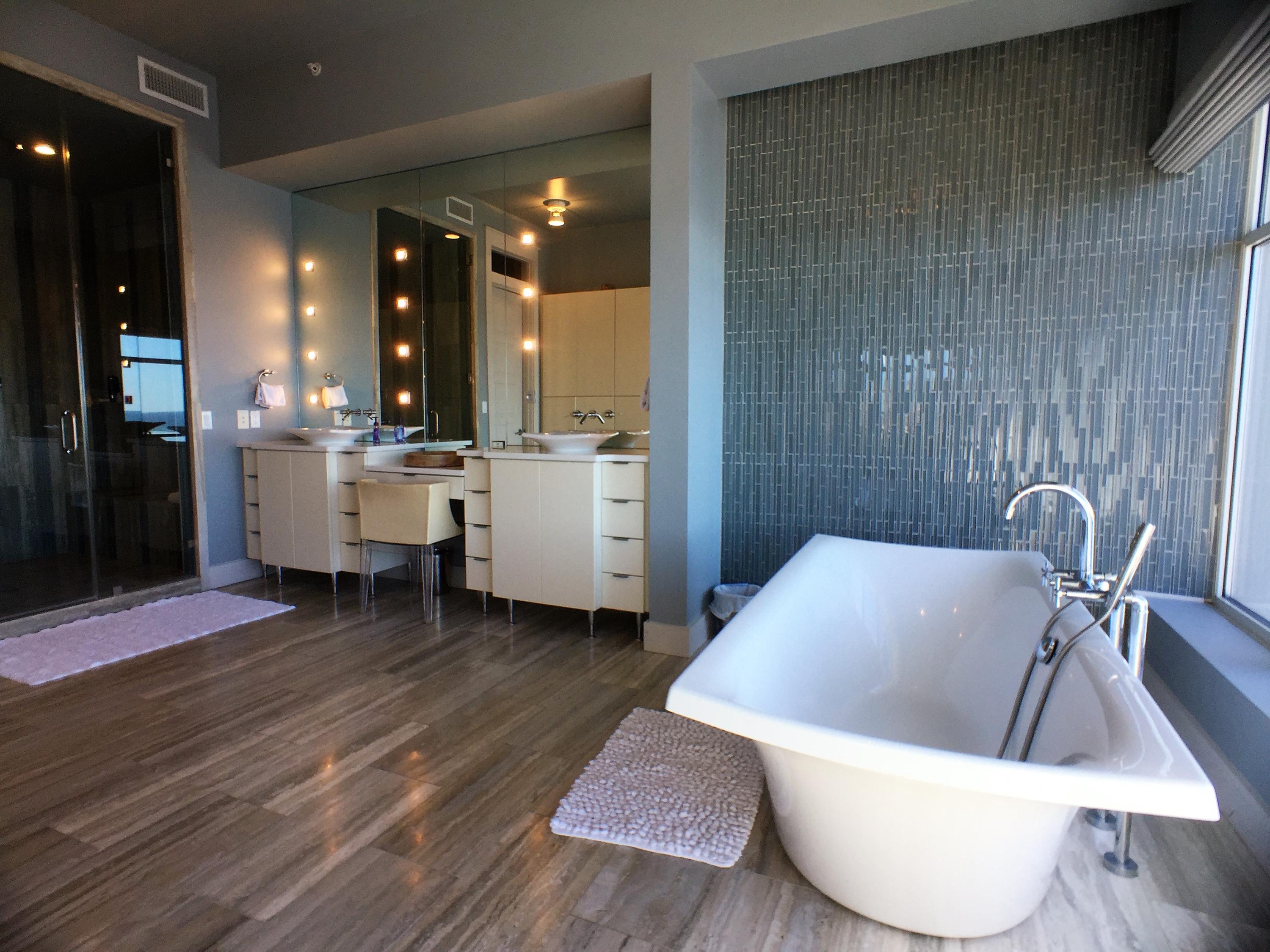 Destin Yacht Club - Residential Lease