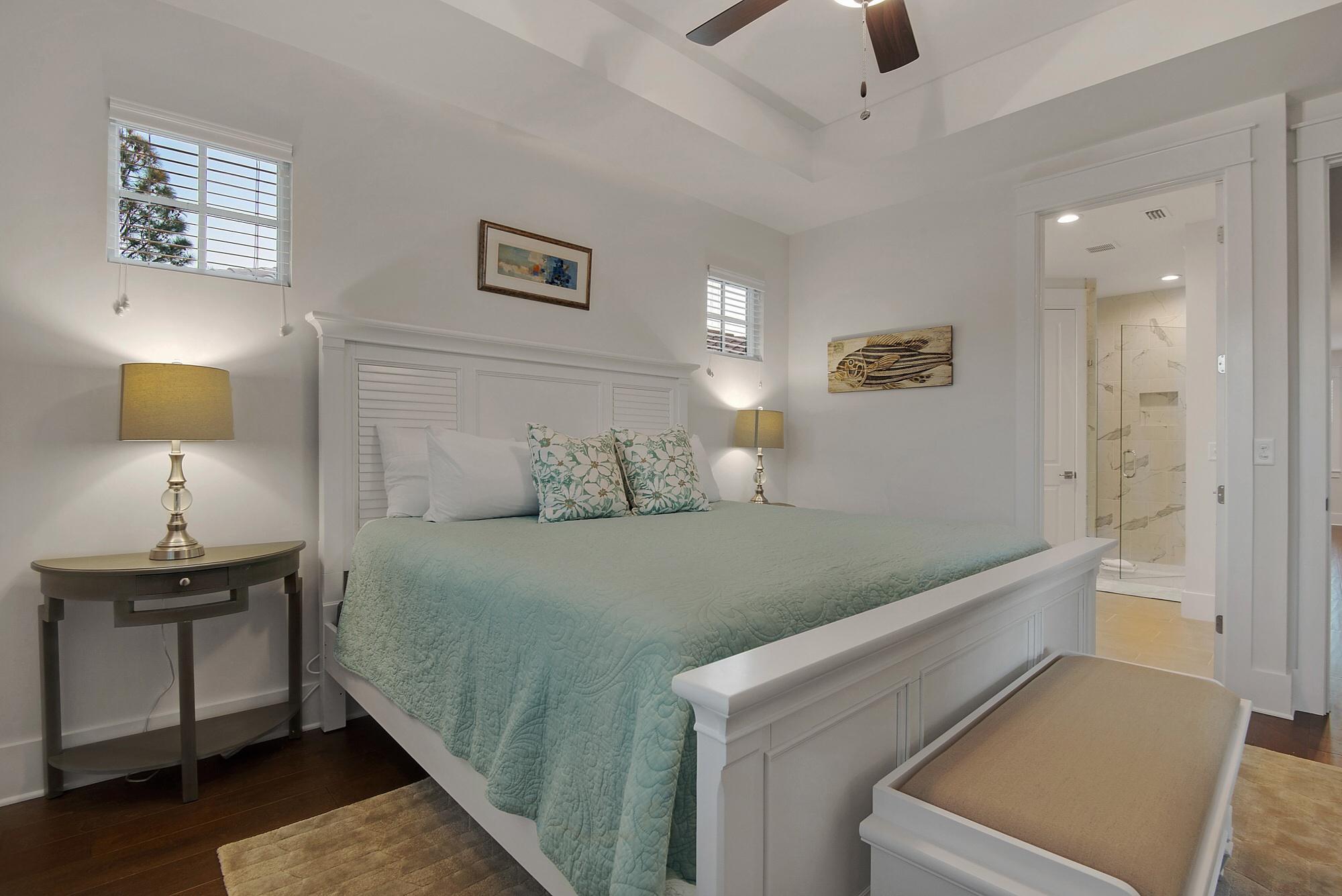 VILLA LAGO - Residential