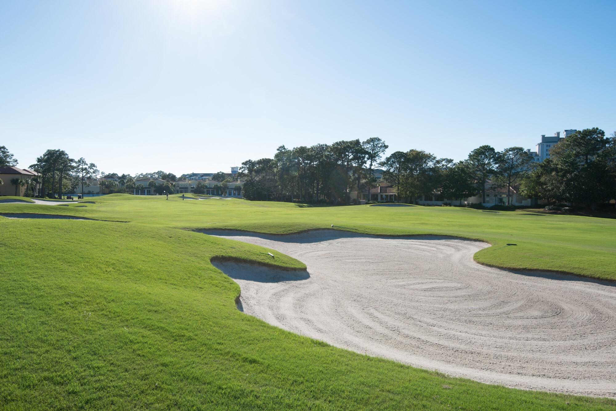 VILLA LAGO - Residential