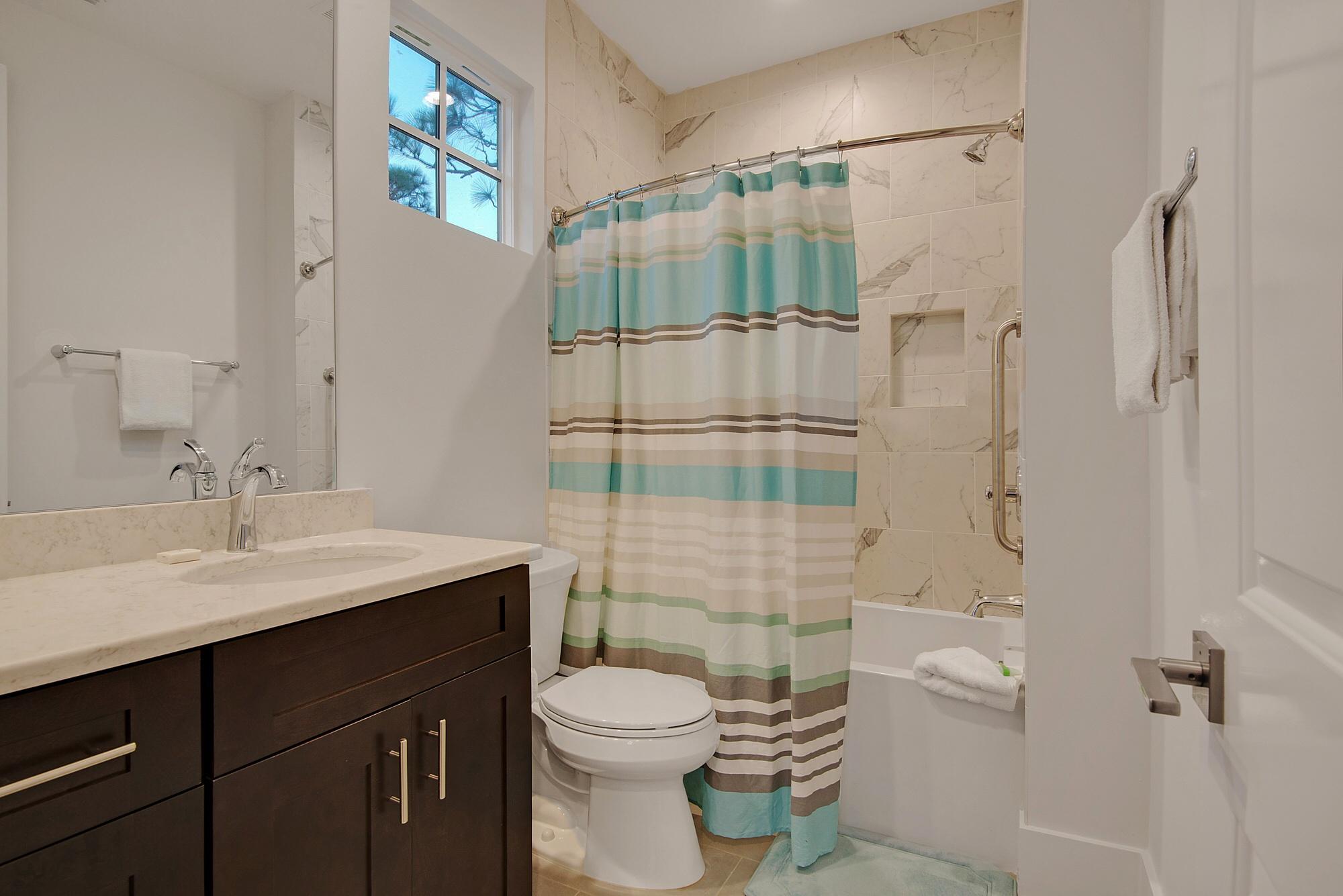 VILLA LAGO - Residential