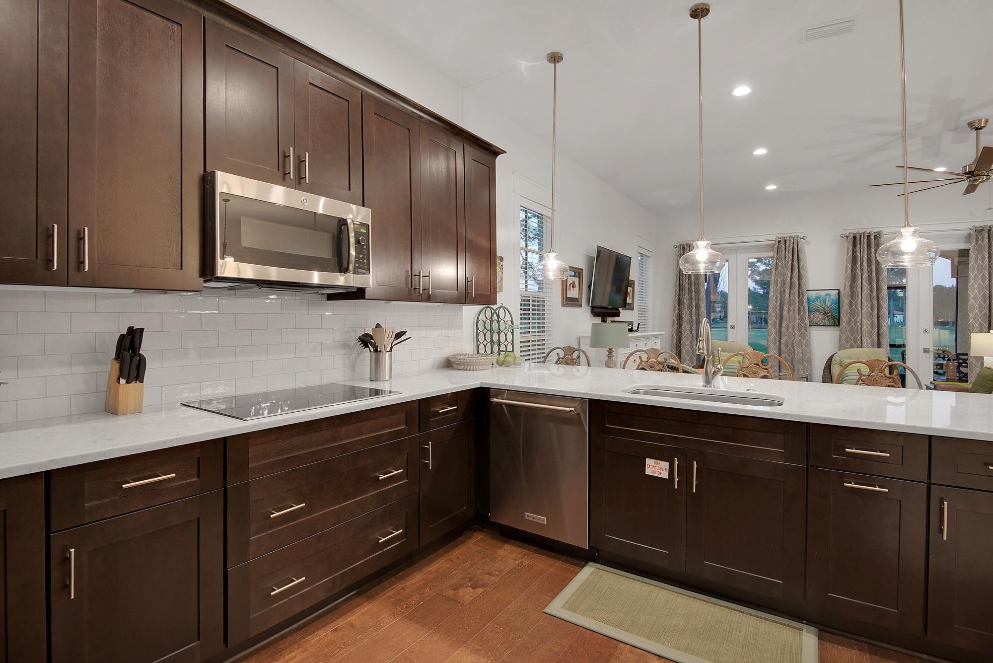 VILLA LAGO - Residential