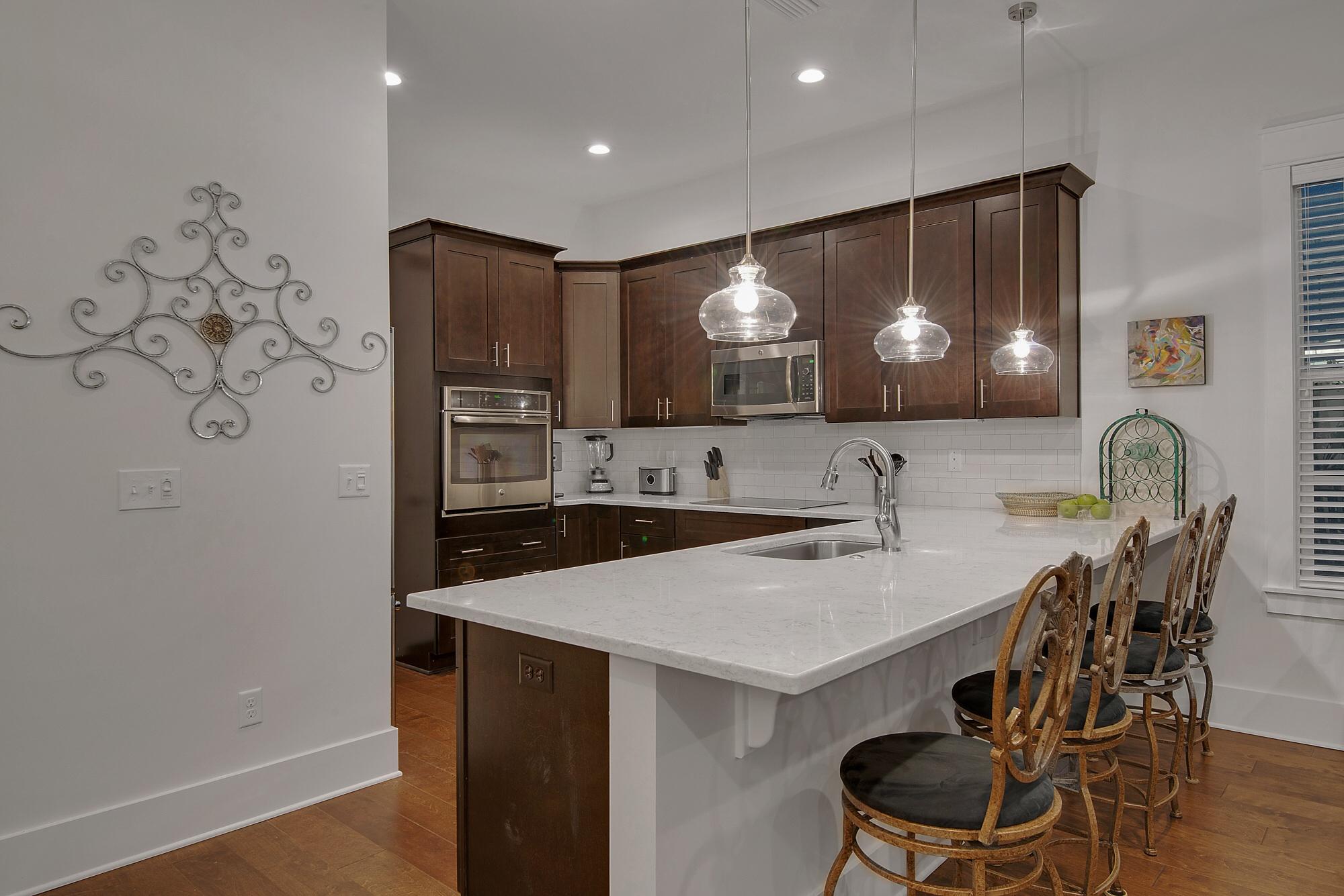 VILLA LAGO - Residential