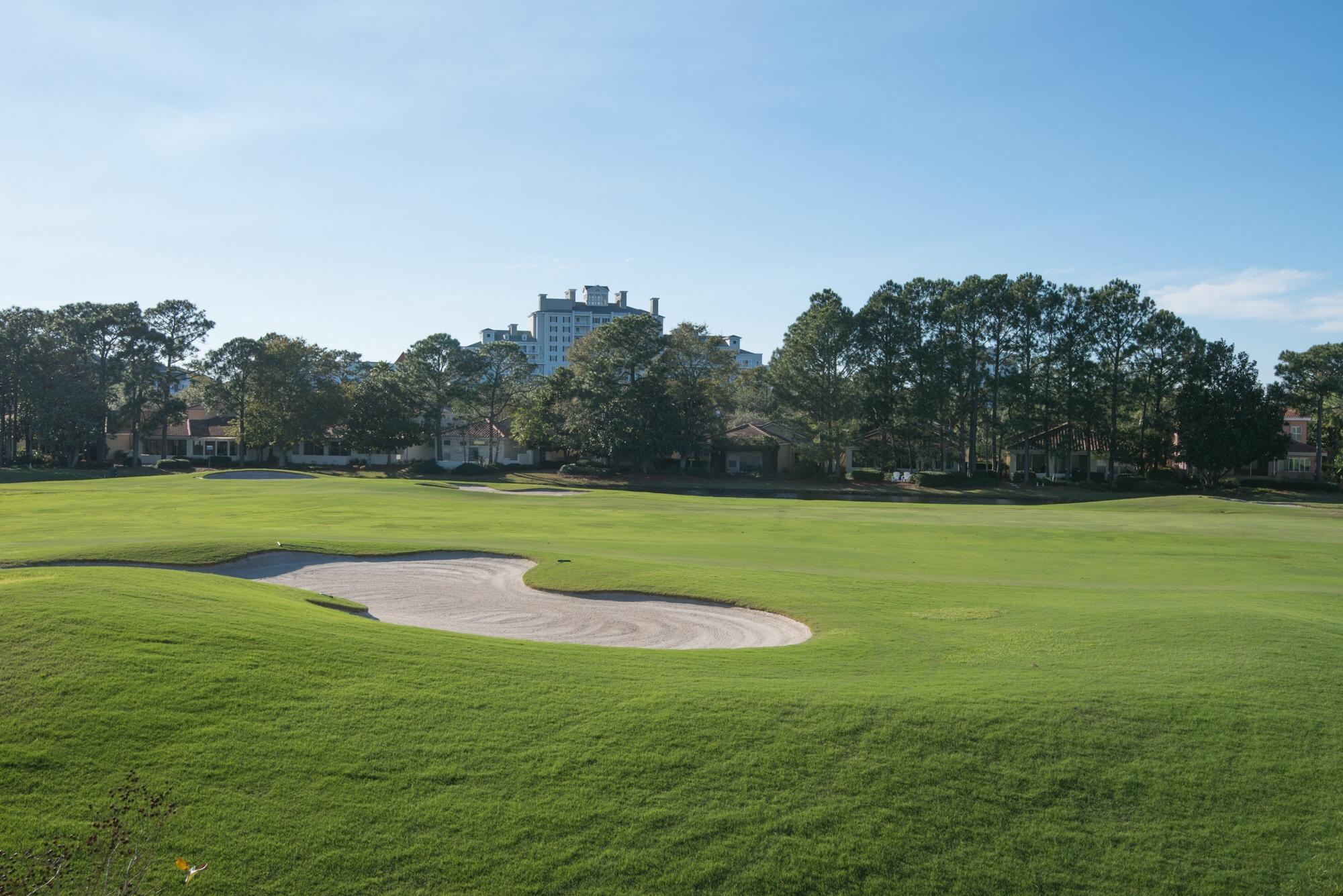 VILLA LAGO - Residential