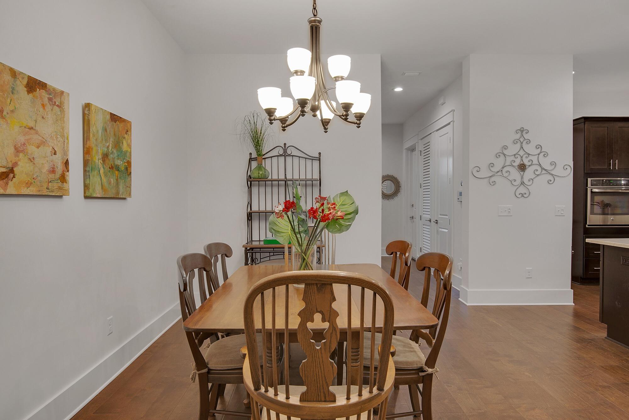 VILLA LAGO - Residential