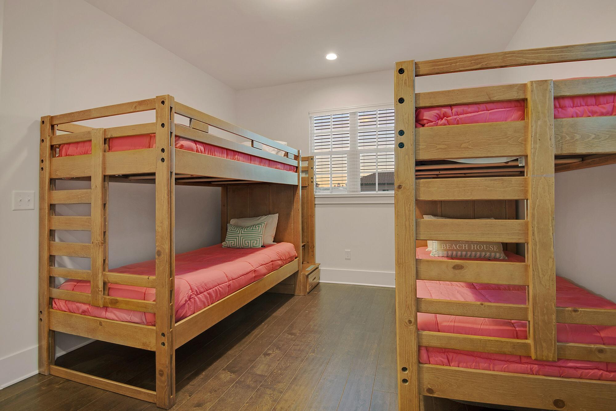 VILLA LAGO - Residential