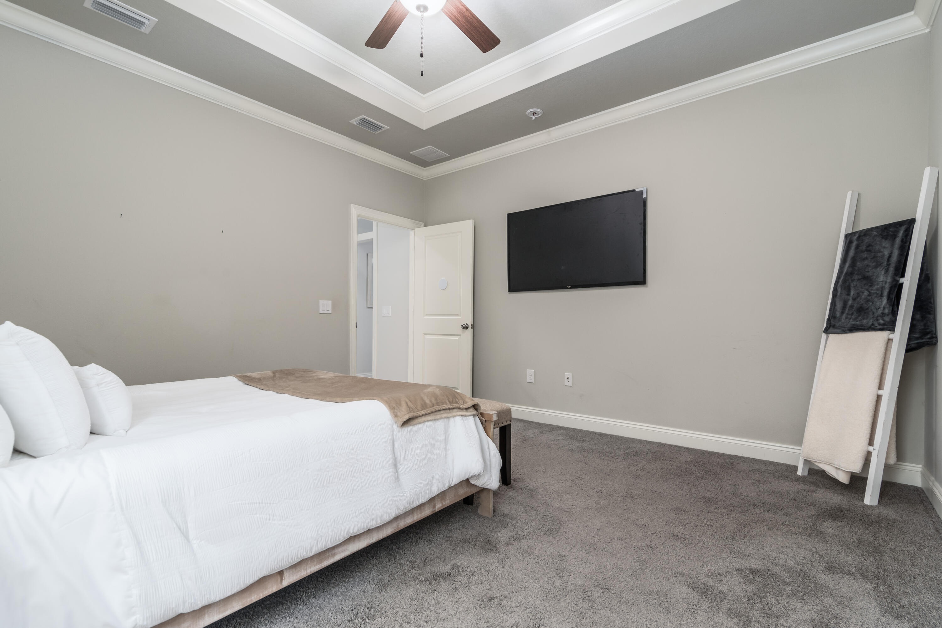 NAVARRE S/D 2ND ADDN - Residential