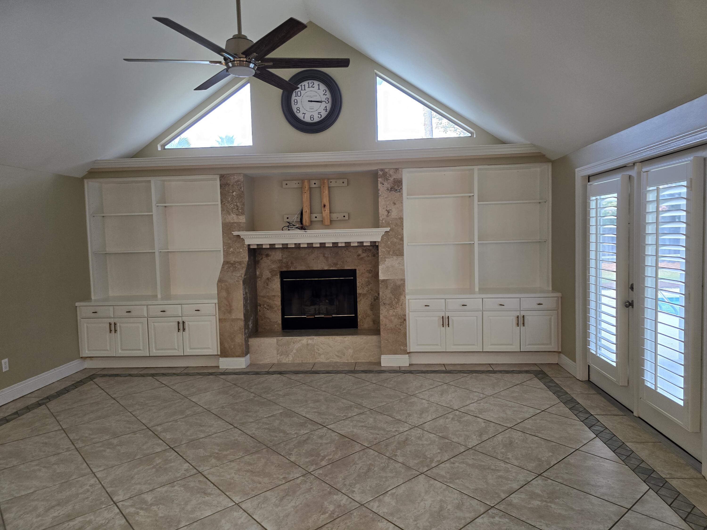 WINDSOR FOREST - Residential