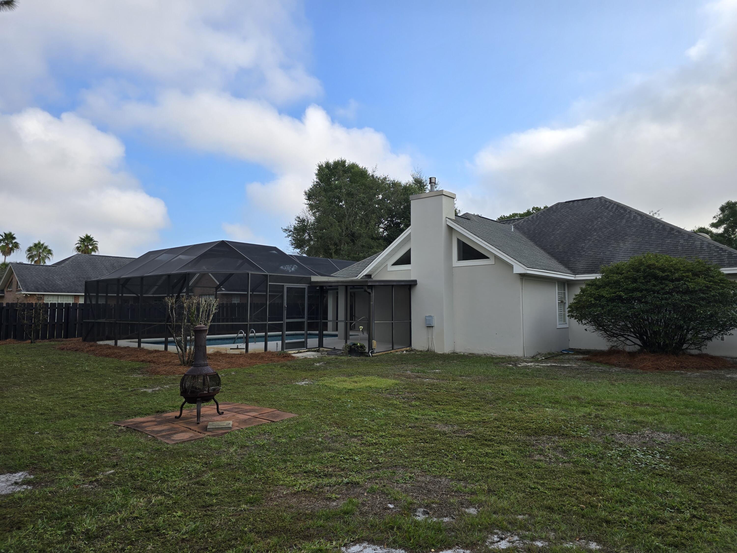 WINDSOR FOREST - Residential