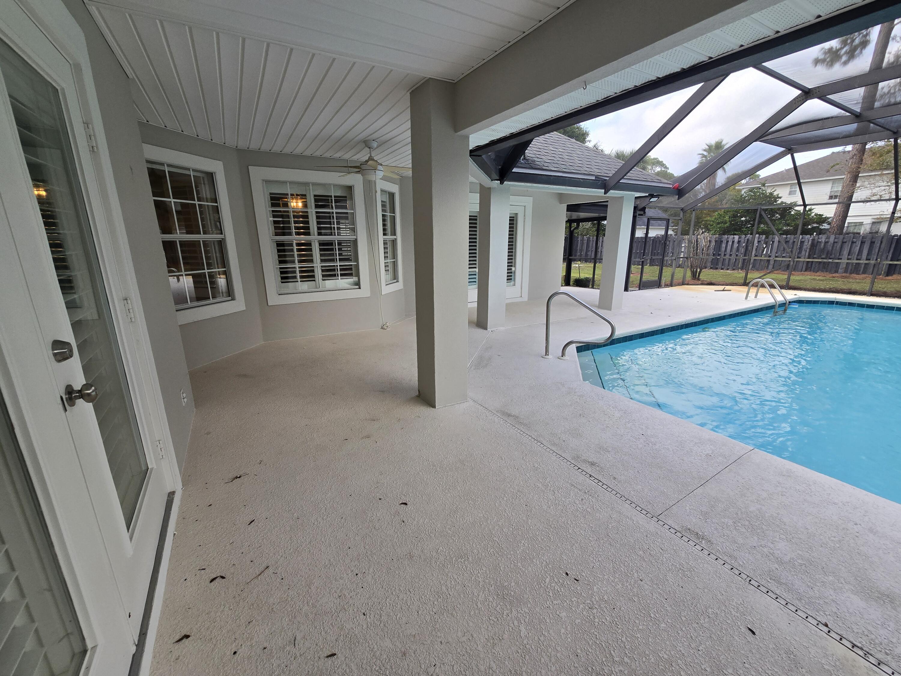 WINDSOR FOREST - Residential