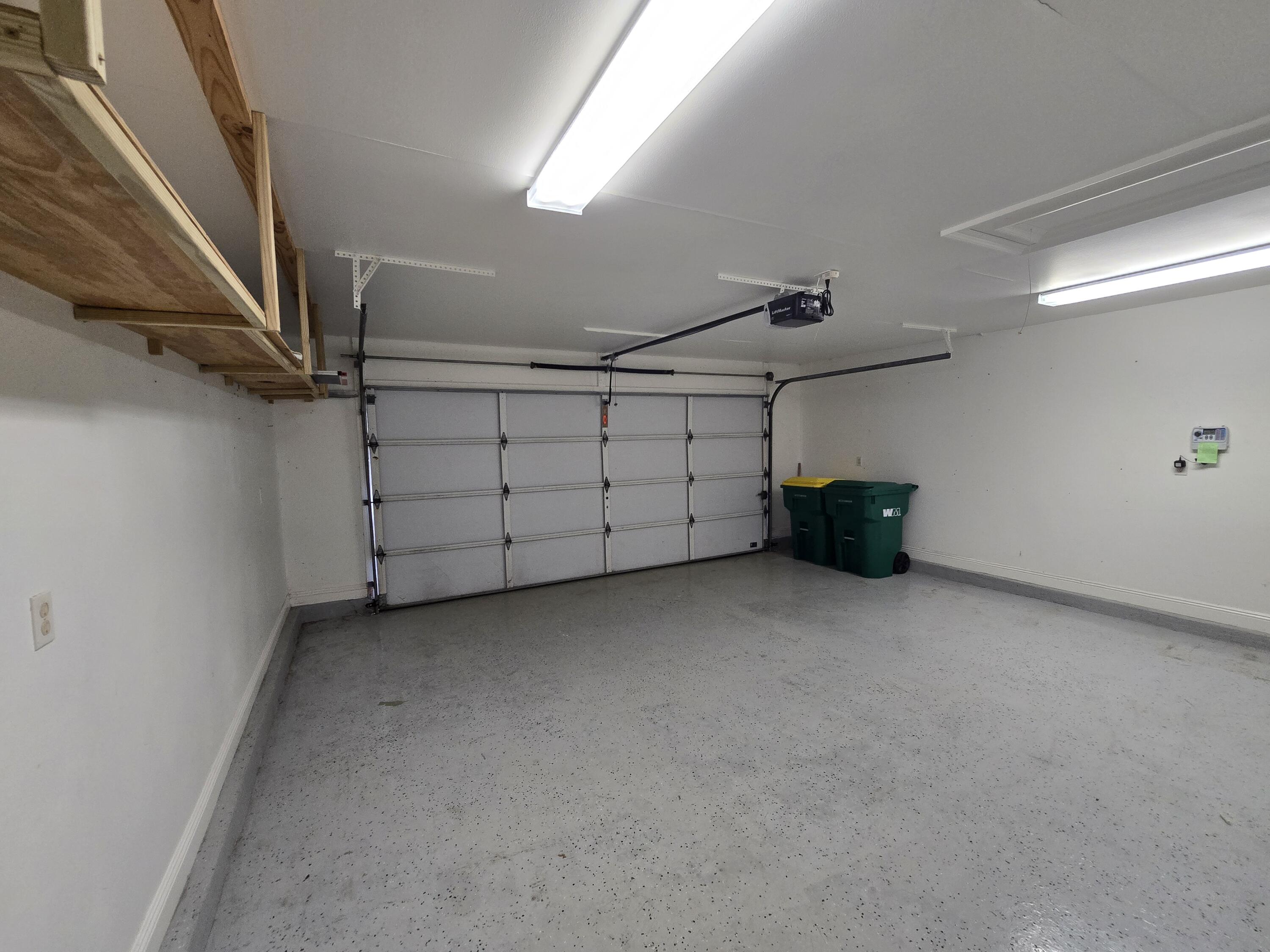 WINDSOR FOREST - Residential