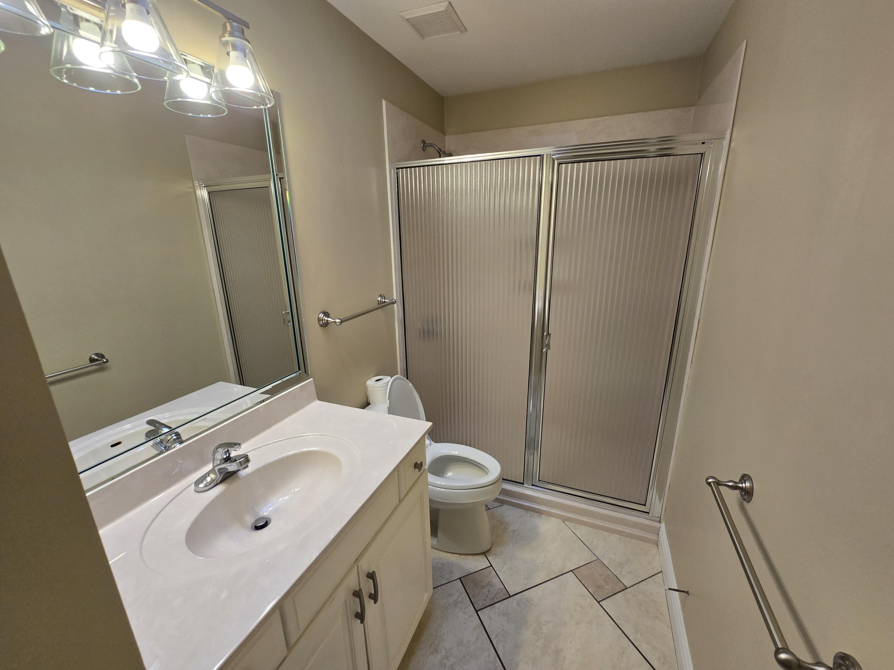 WINDSOR FOREST - Residential