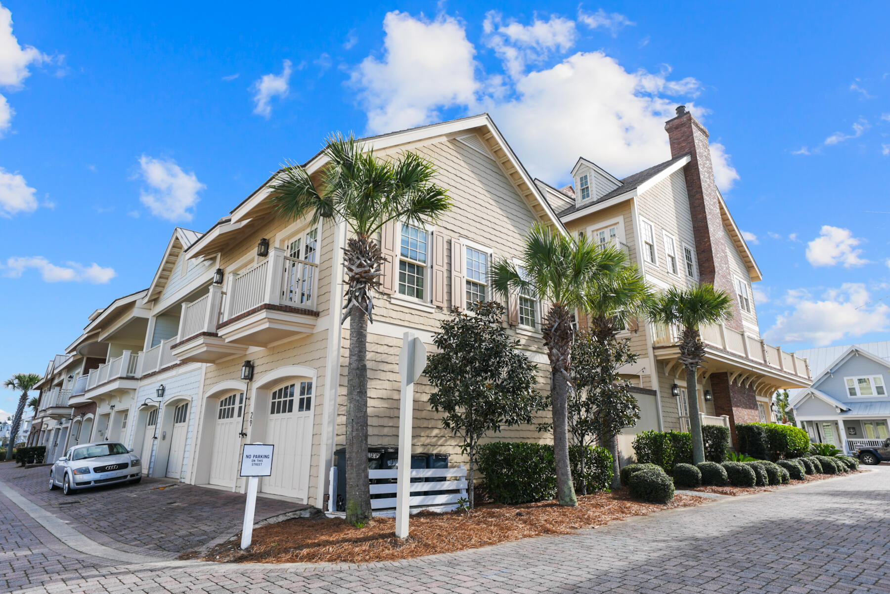 PROMINENCE/LUXURY TOWNHOMES - Residential