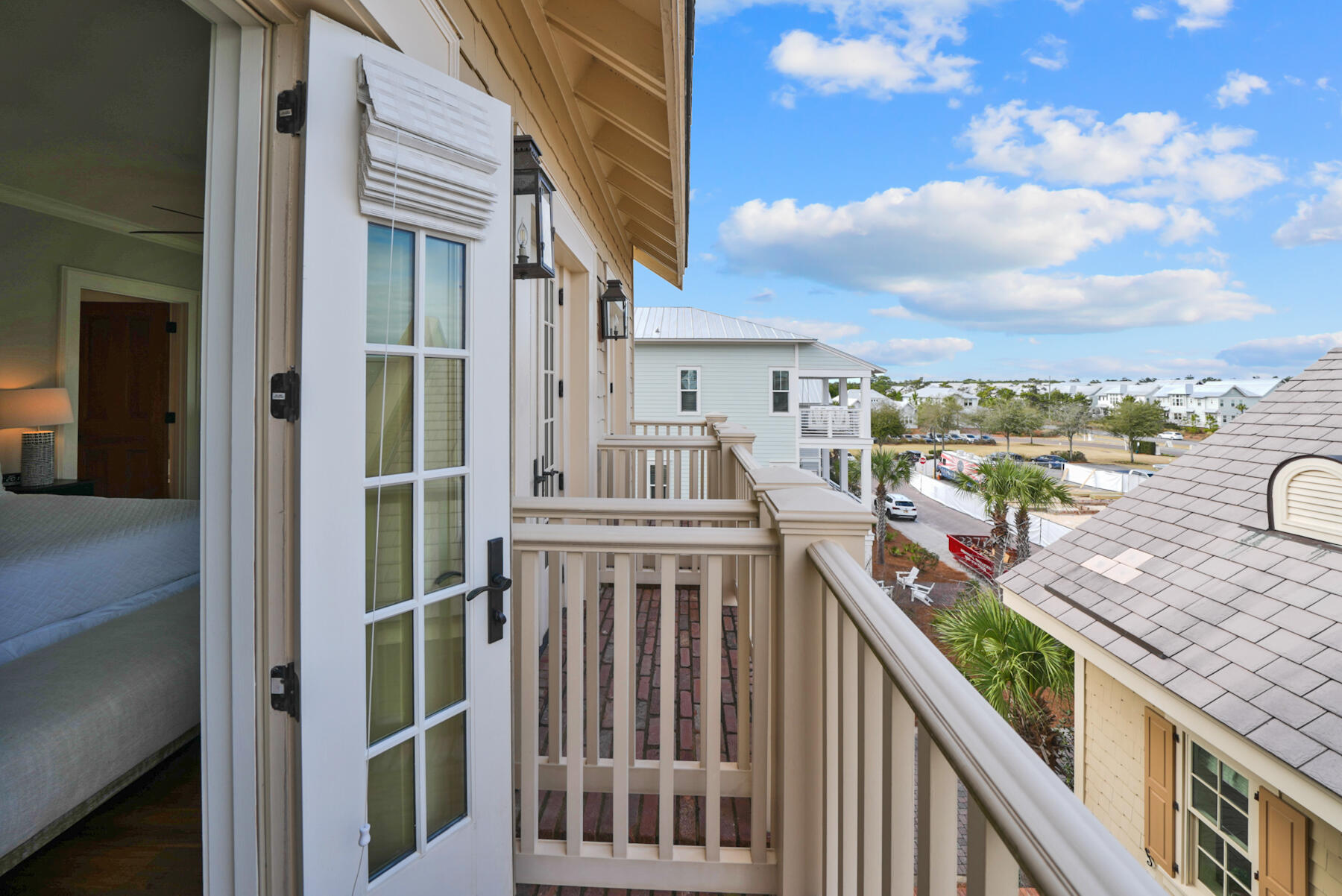 PROMINENCE/LUXURY TOWNHOMES - Residential