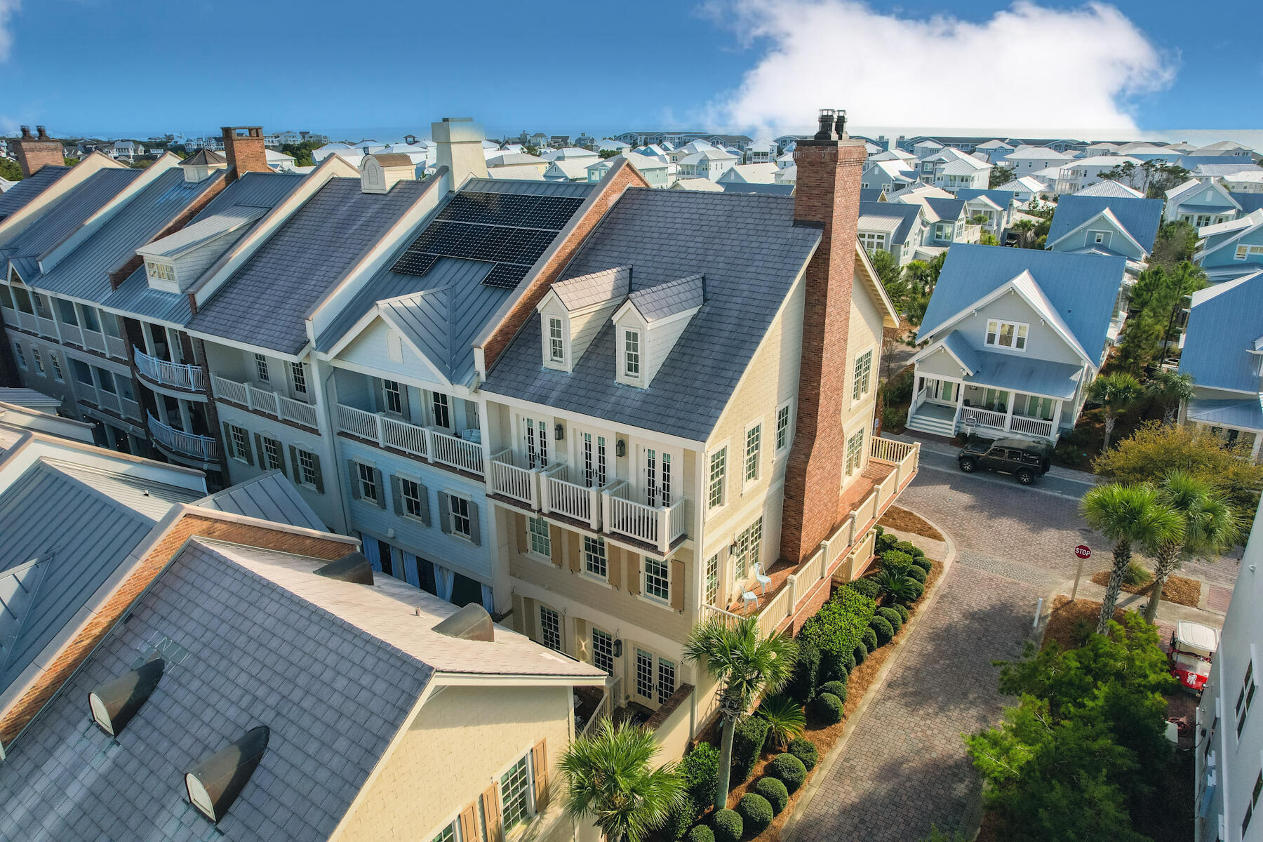 PROMINENCE/LUXURY TOWNHOMES - Residential