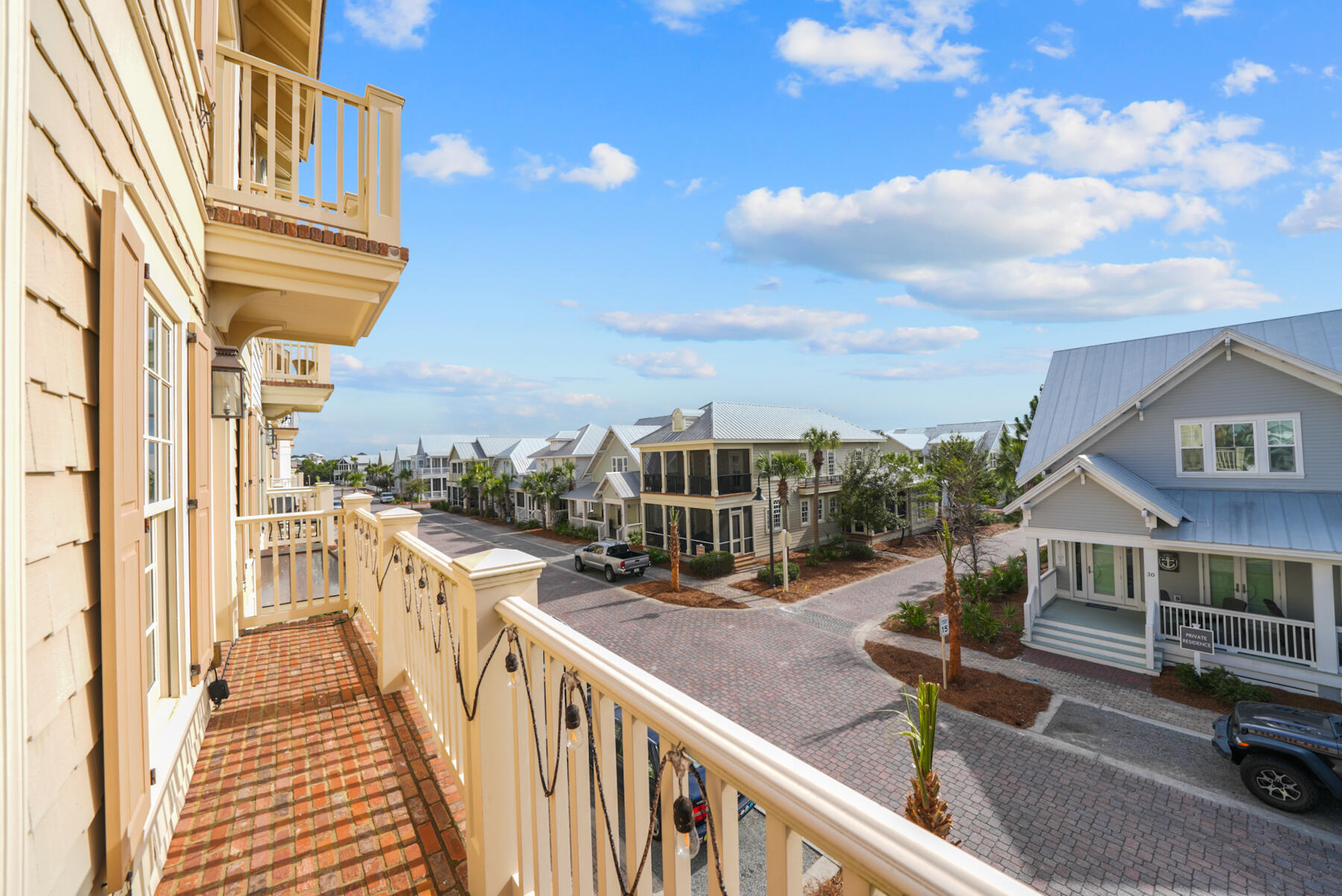 PROMINENCE/LUXURY TOWNHOMES - Residential