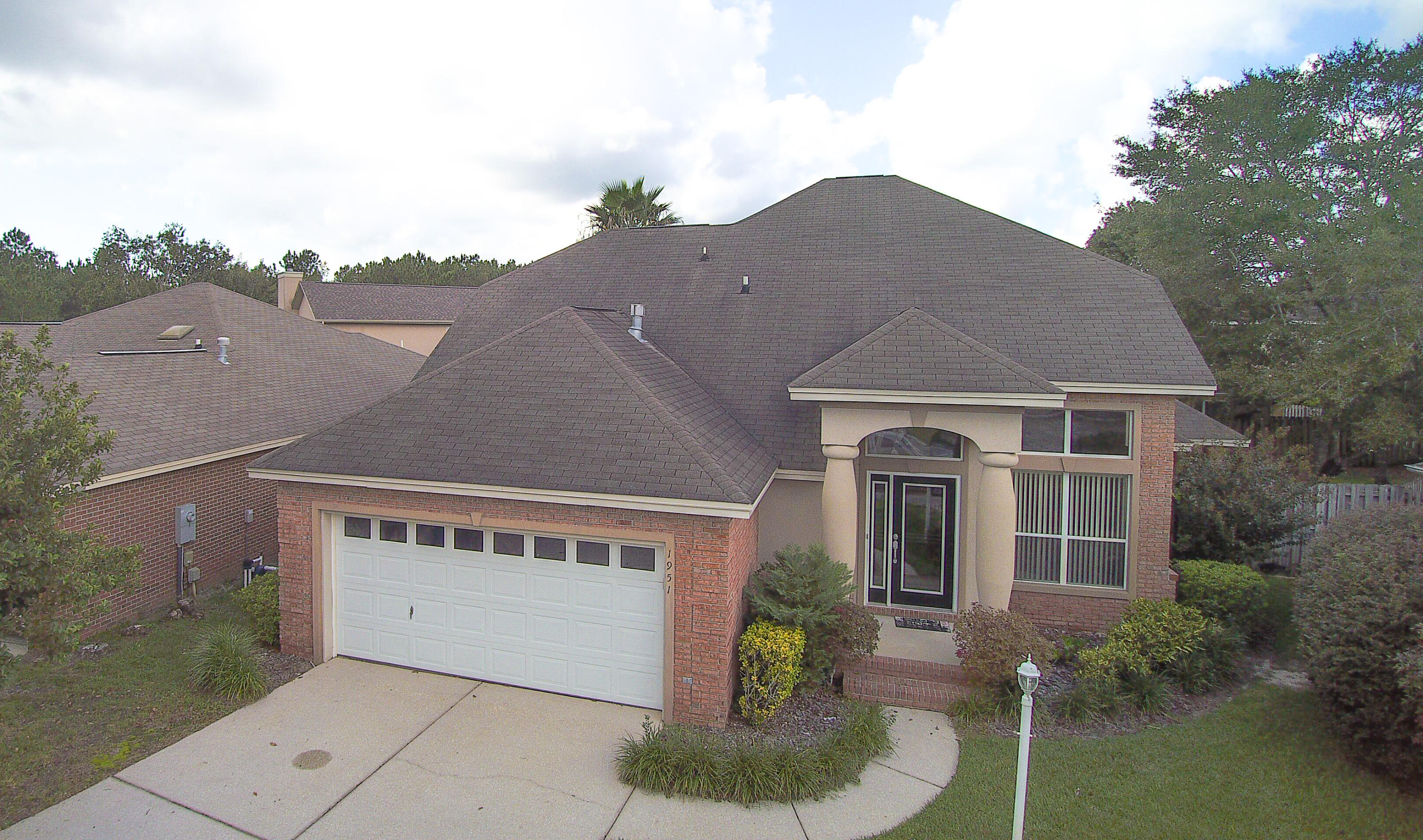 NORTH RIDGE CREEK S/D 1ST ADDN - Residential