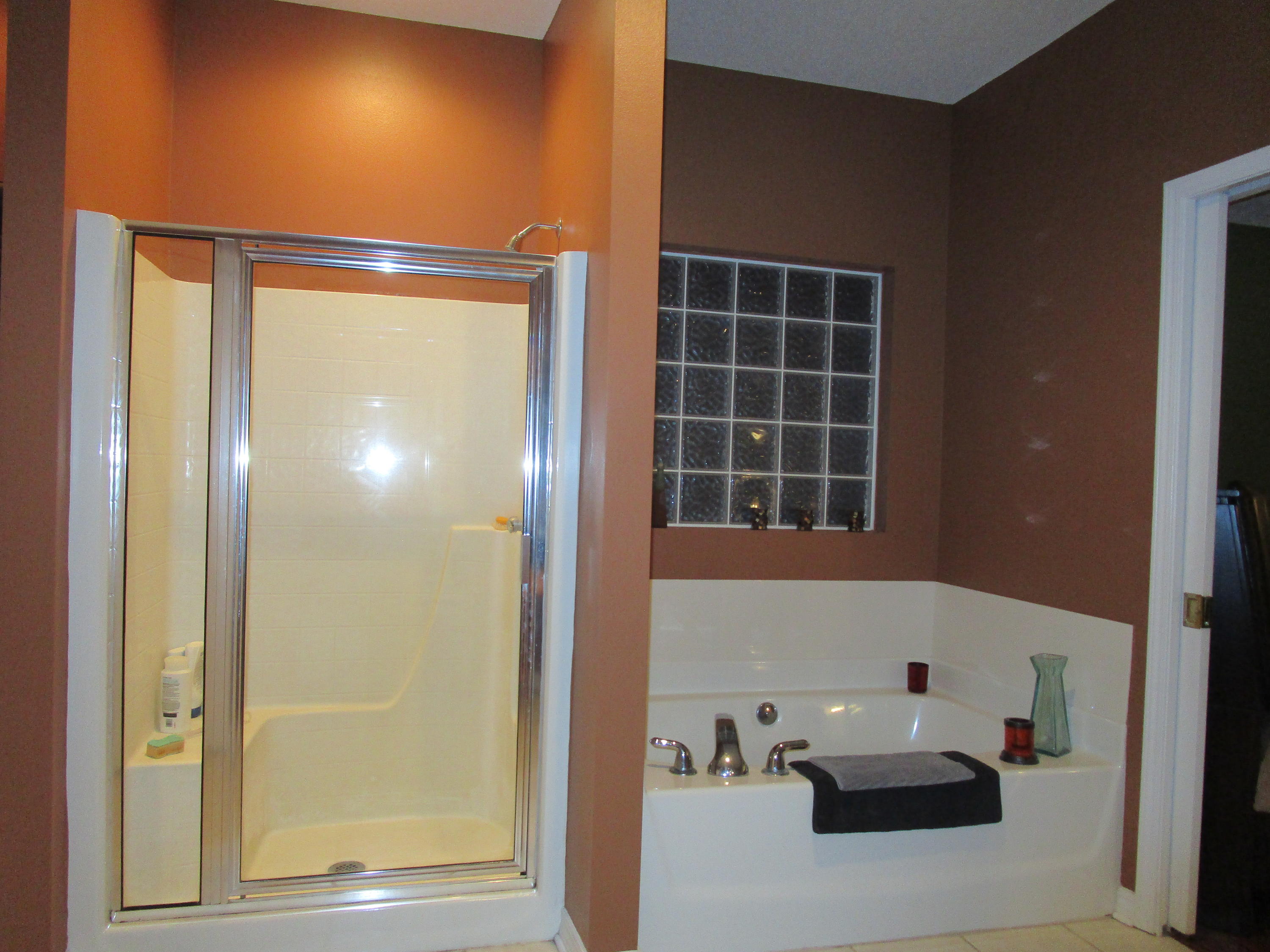 NORTH RIDGE CREEK S/D 1ST ADDN - Residential