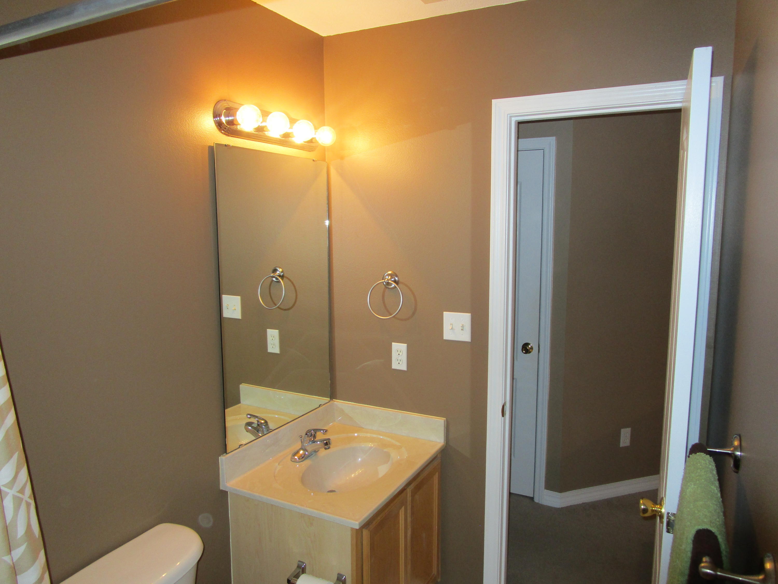 NORTH RIDGE CREEK S/D 1ST ADDN - Residential