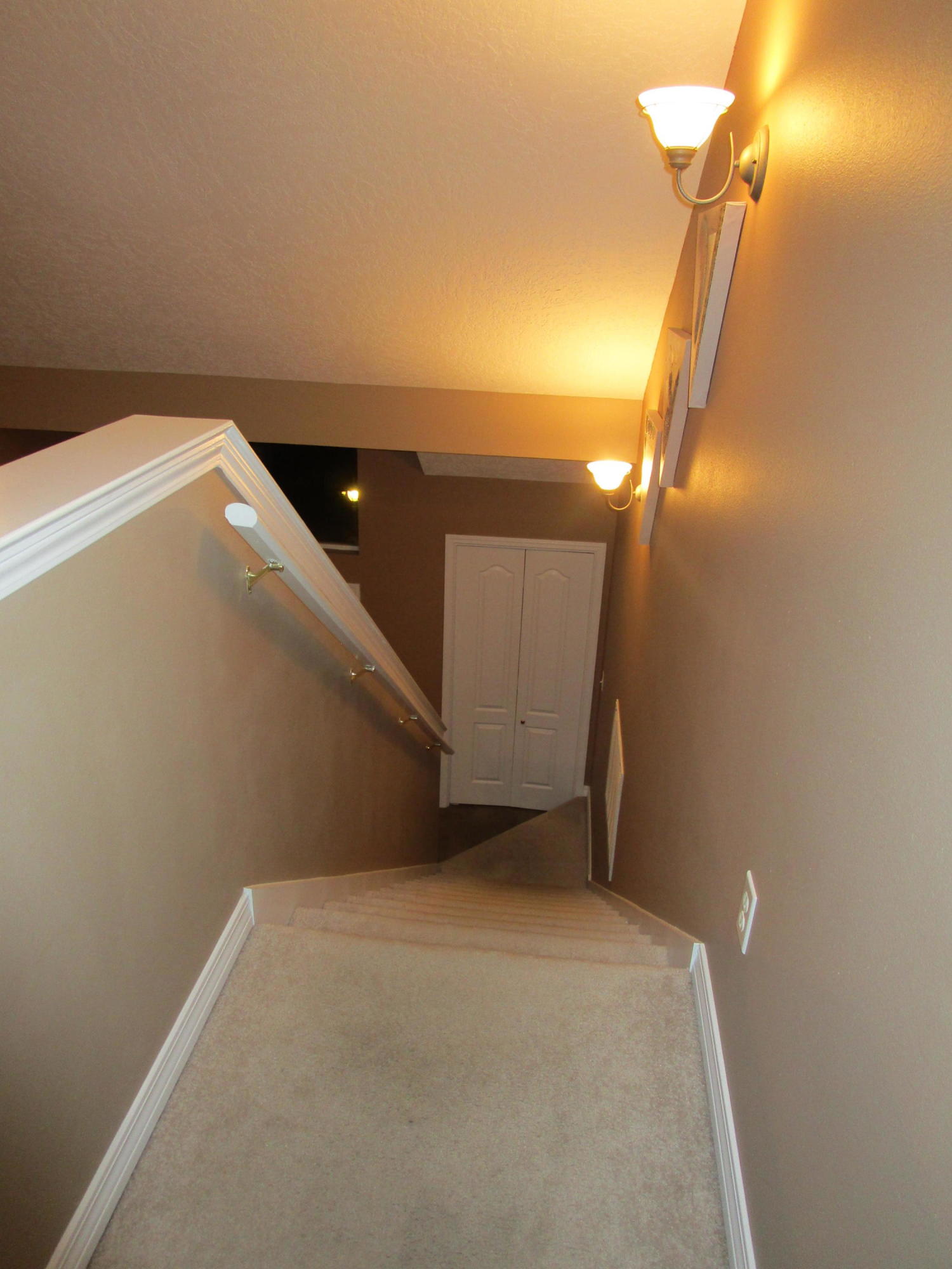 NORTH RIDGE CREEK S/D 1ST ADDN - Residential