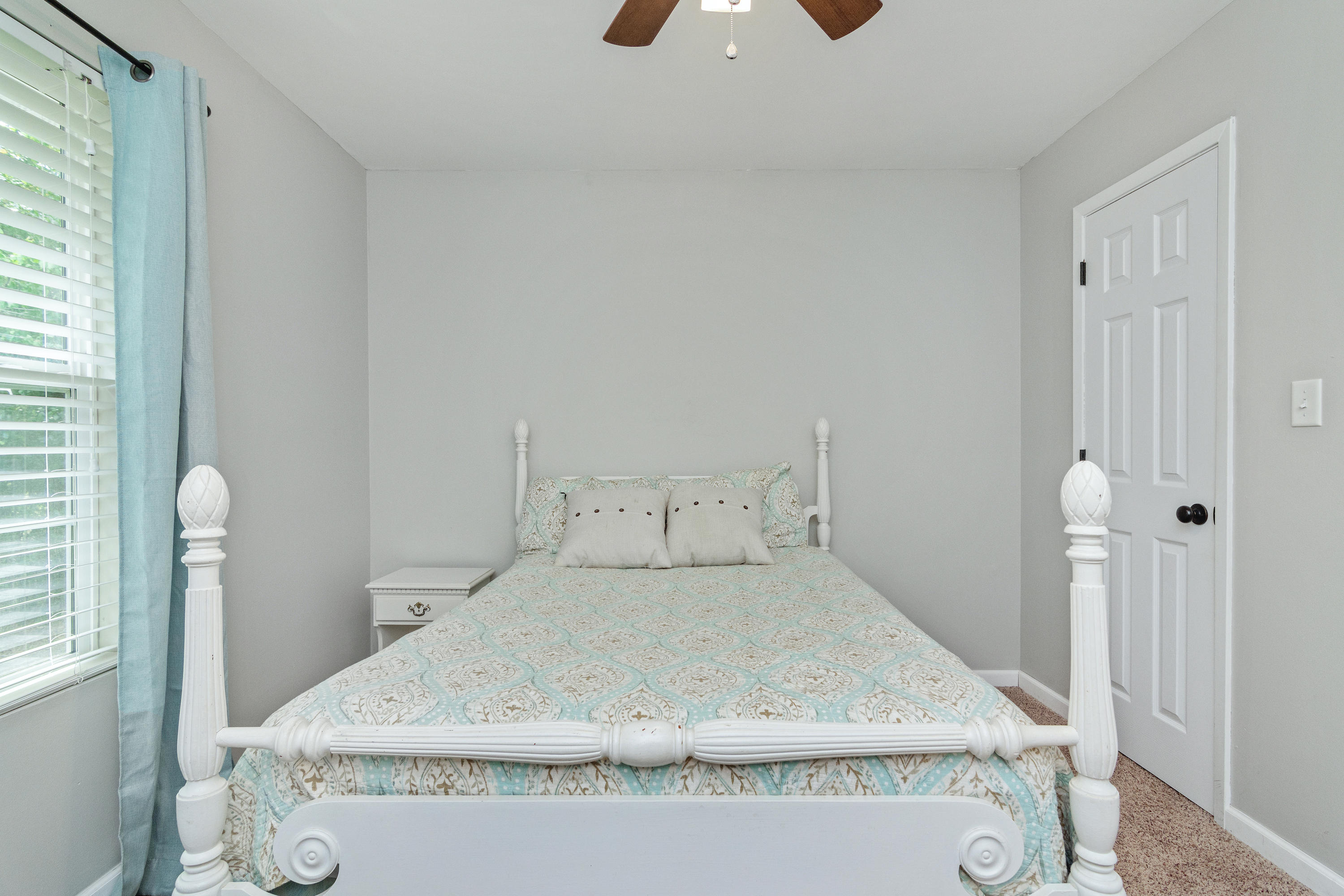 HILLTOP ACRES - Residential