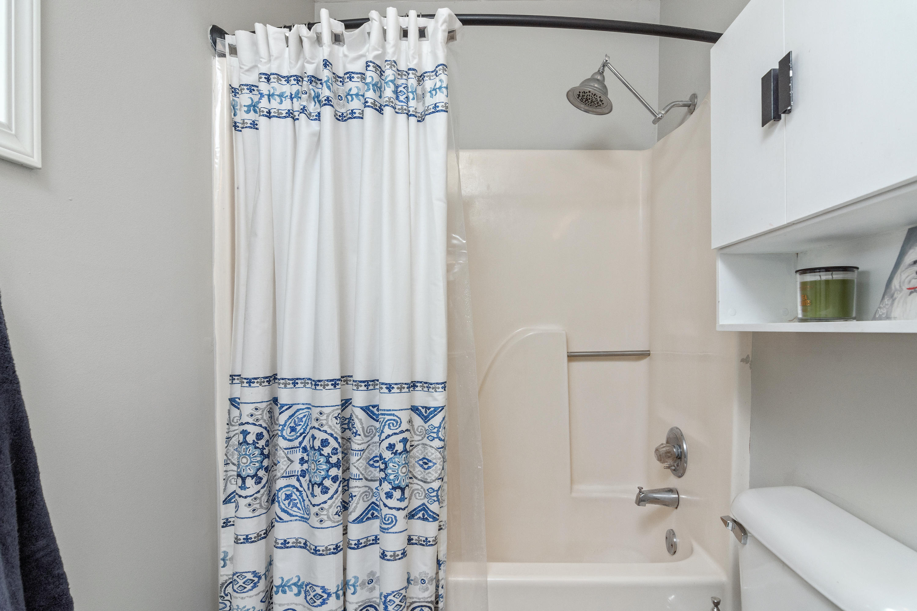 HILLTOP ACRES - Residential