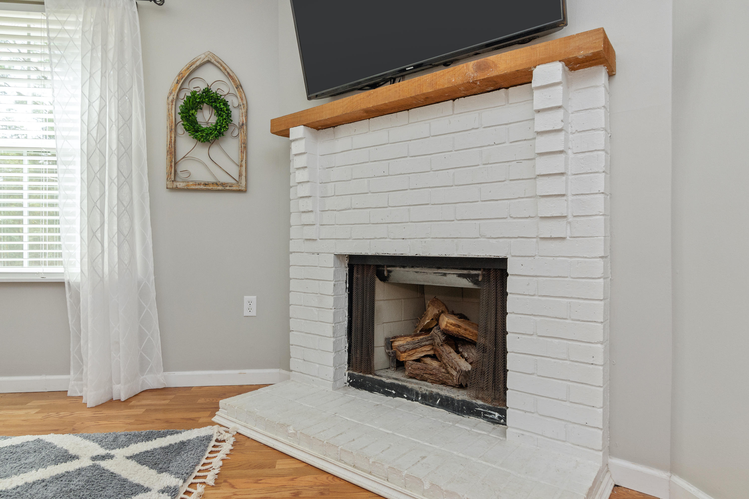 HILLTOP ACRES - Residential