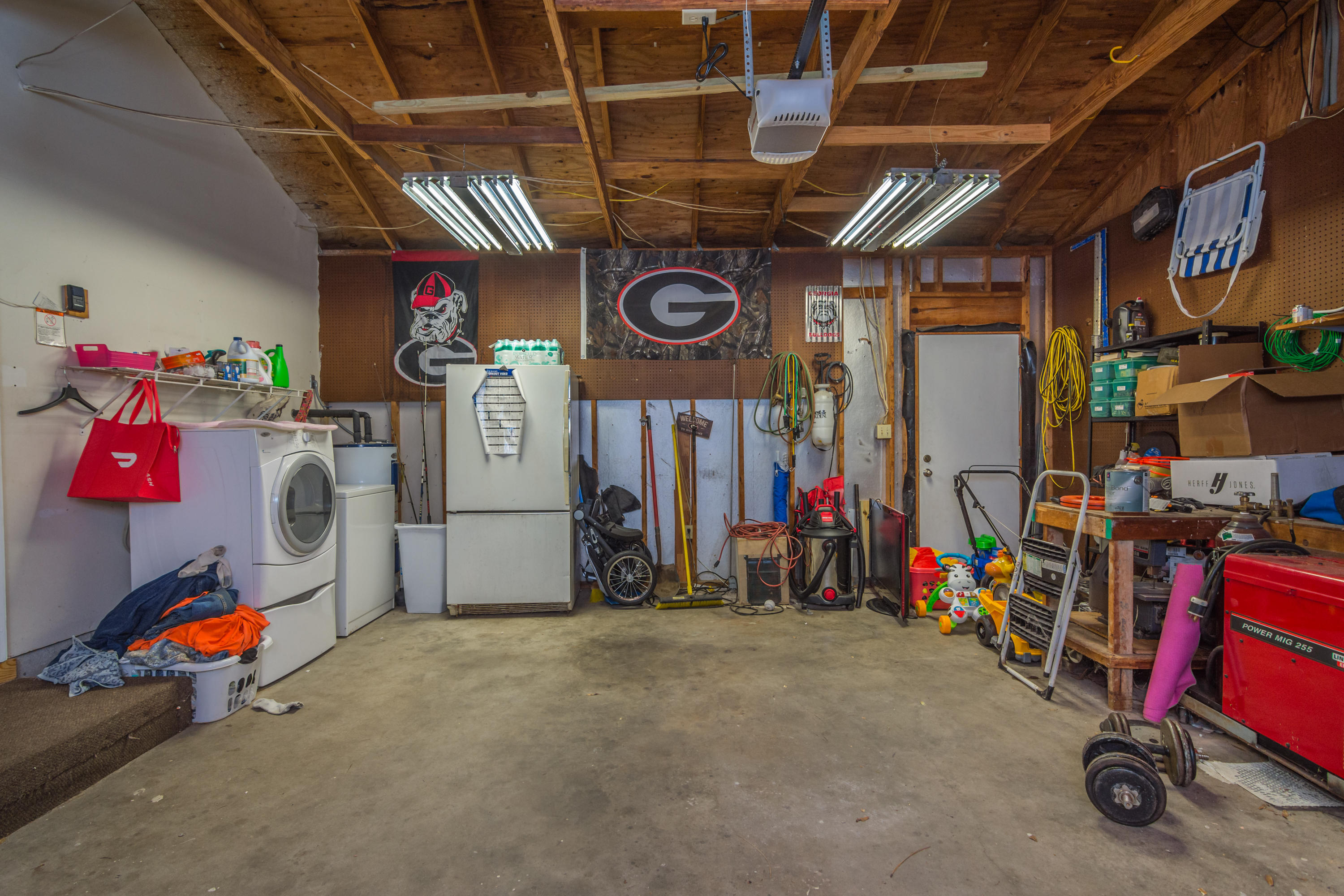 HILLTOP ACRES - Residential