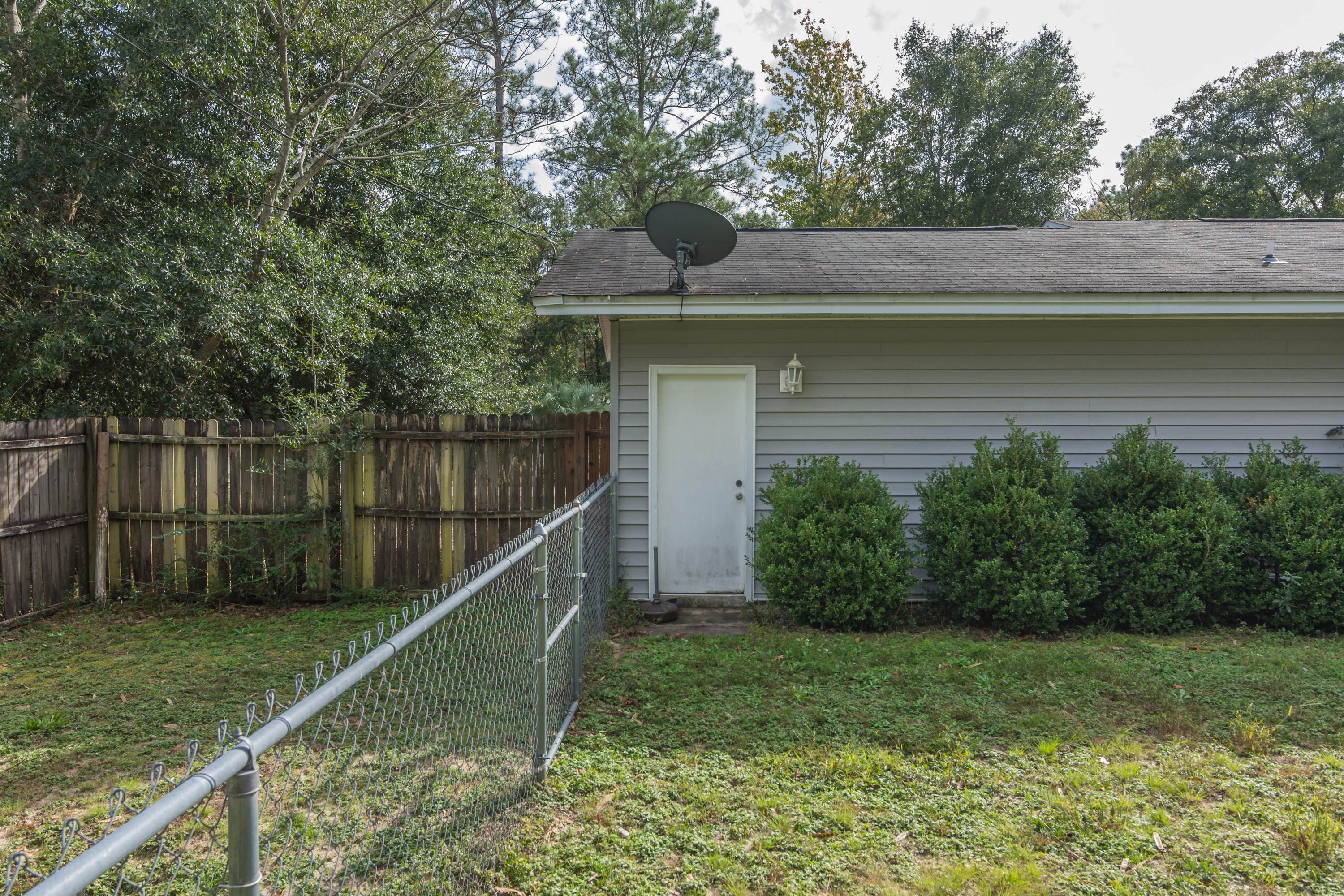 HILLTOP ACRES - Residential