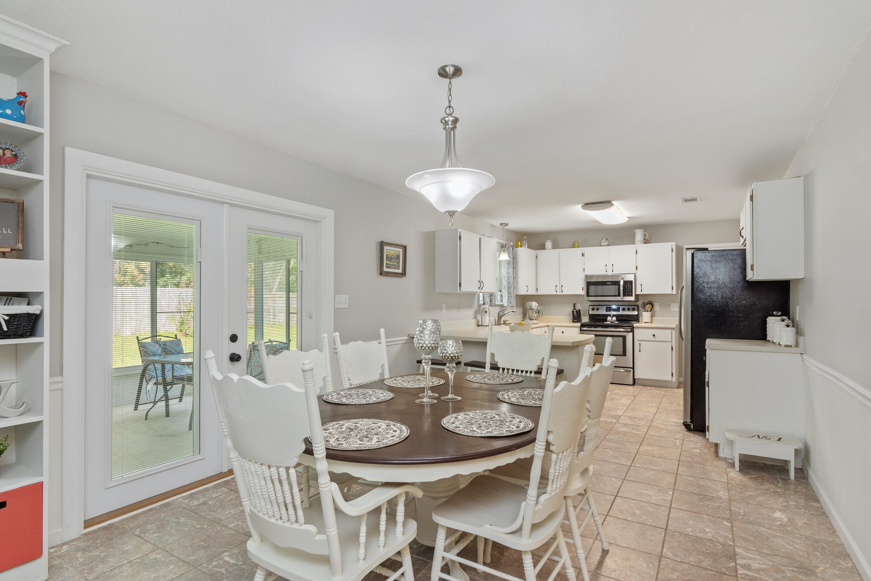 HILLTOP ACRES - Residential