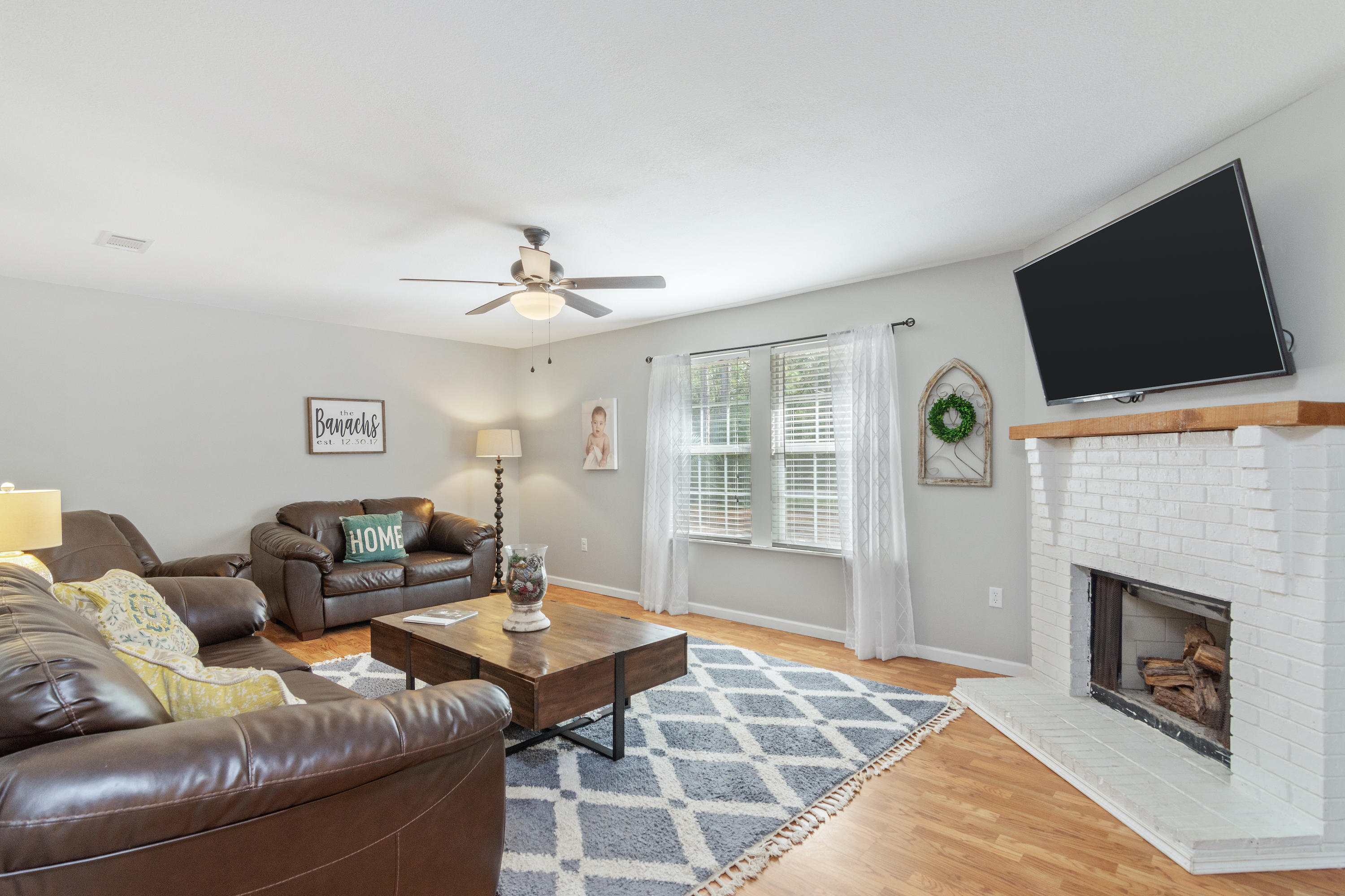 HILLTOP ACRES - Residential