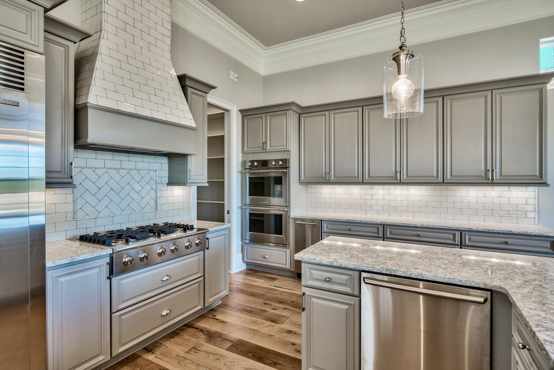 TIVOLI RIDGE - Residential