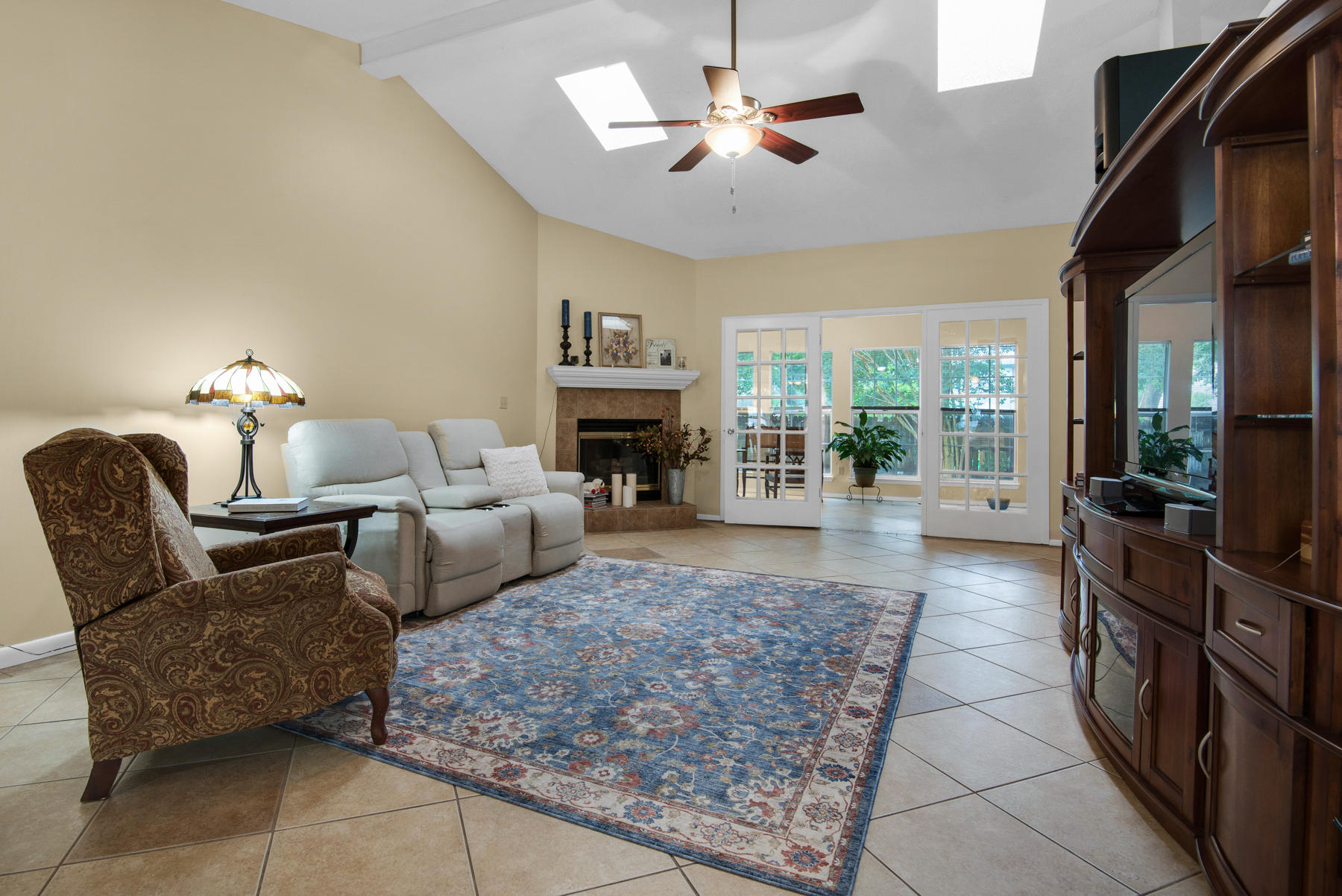 ROCKY BAYOU COUNTRY CLUB ESTATES 7 - Residential