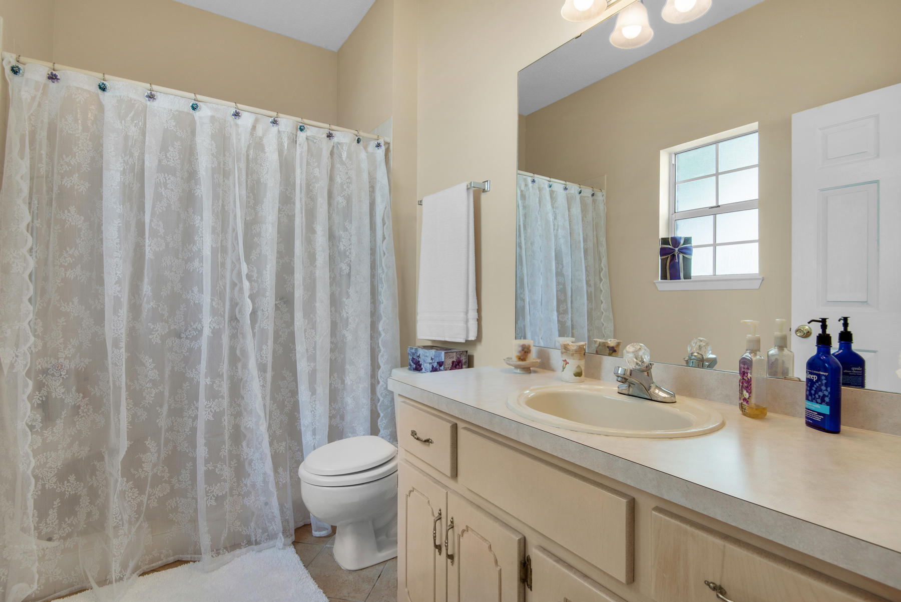 ROCKY BAYOU COUNTRY CLUB ESTATES 7 - Residential