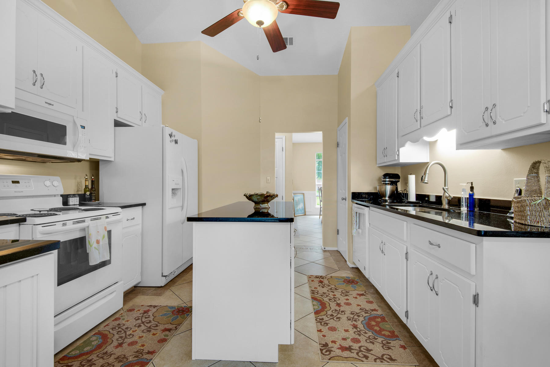 ROCKY BAYOU COUNTRY CLUB ESTATES 7 - Residential