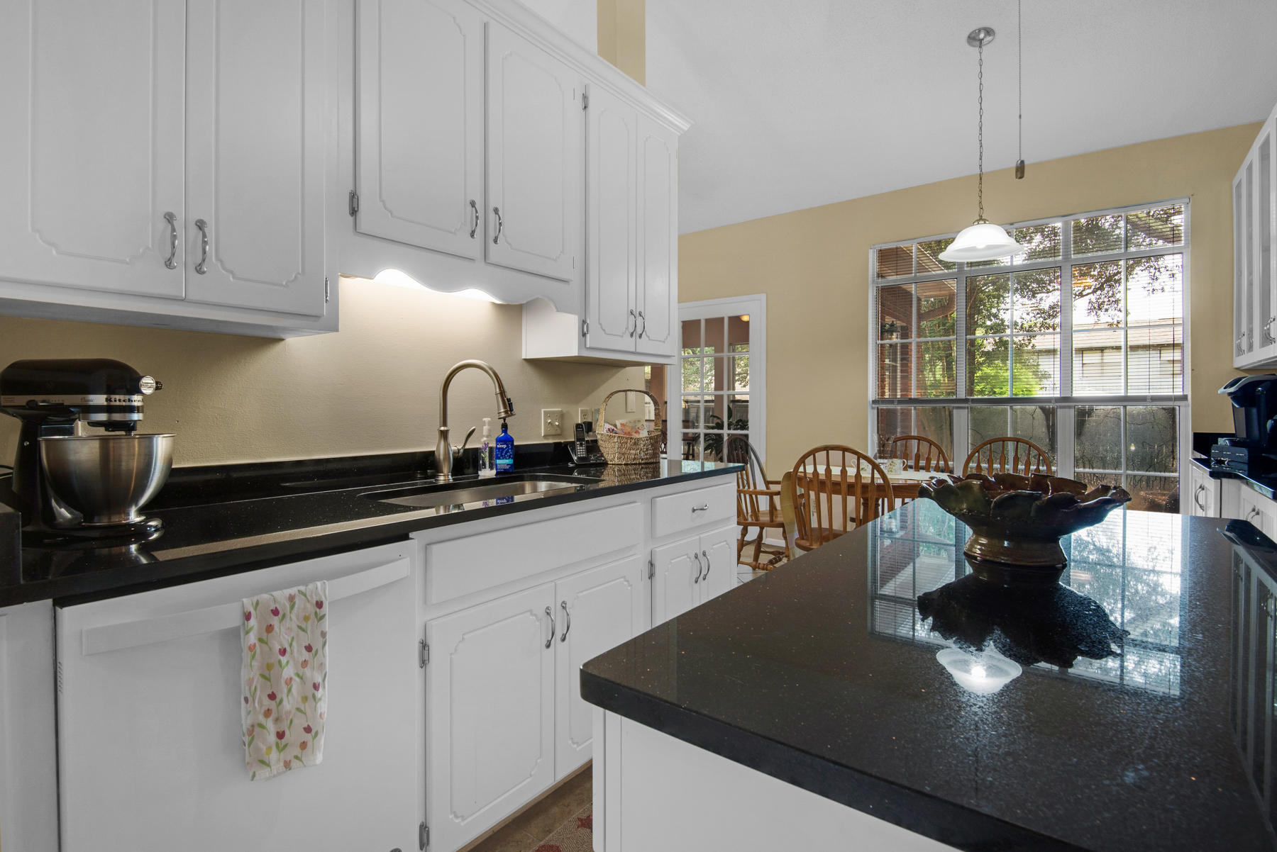 ROCKY BAYOU COUNTRY CLUB ESTATES 7 - Residential