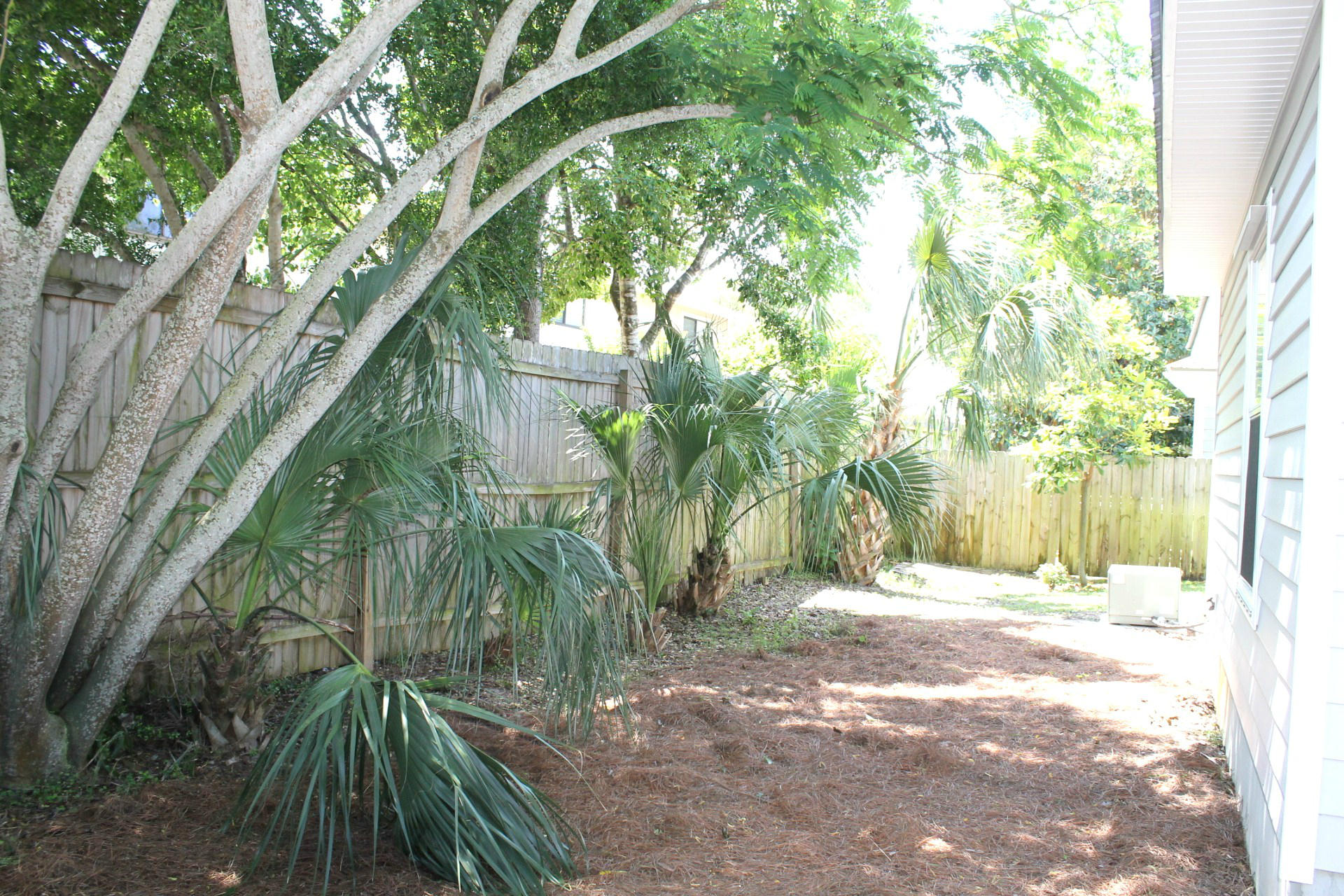 FRANGISTA BEACH 2ND ADDN - Residential