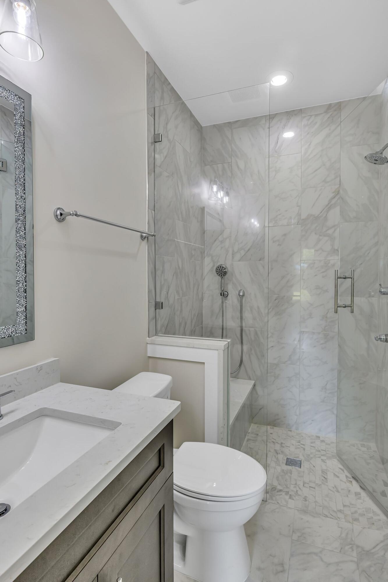 LAGRANGE SHORES - Residential