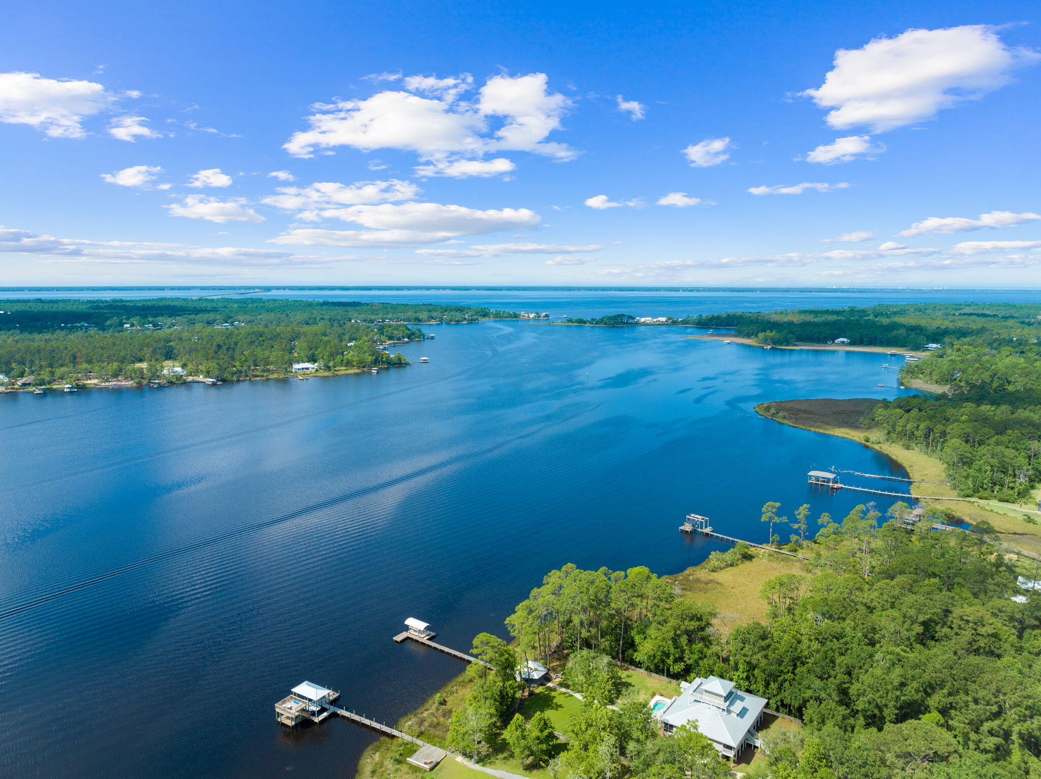 LAGRANGE SHORES - Residential