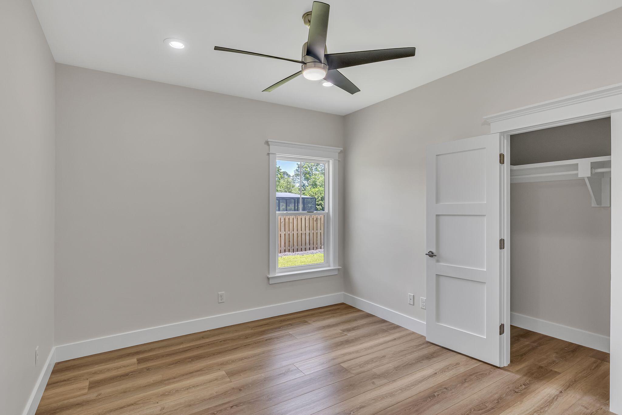 LAGRANGE SHORES - Residential