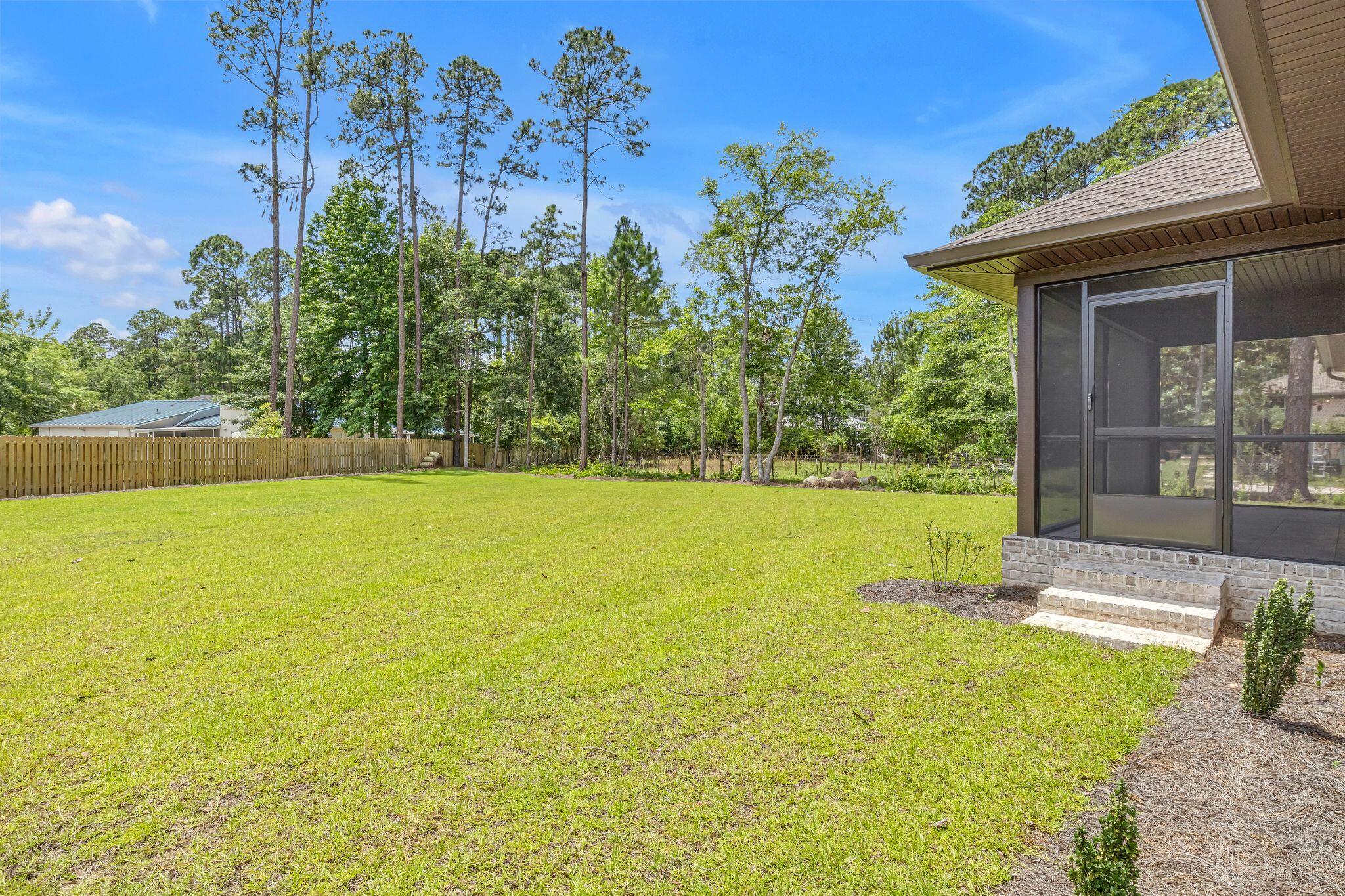 LAGRANGE SHORES - Residential