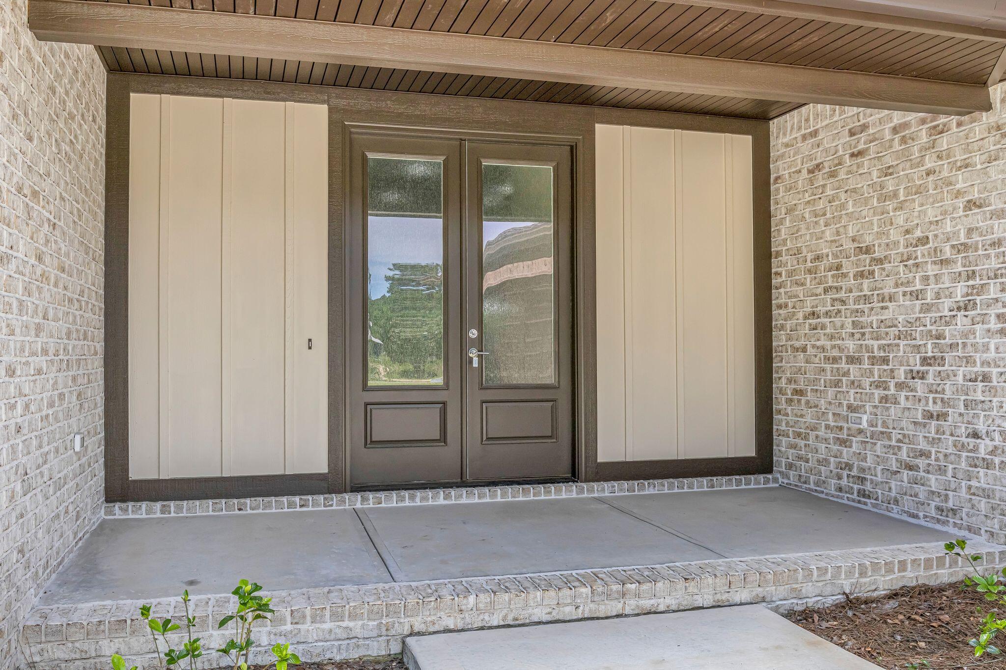 LAGRANGE SHORES - Residential