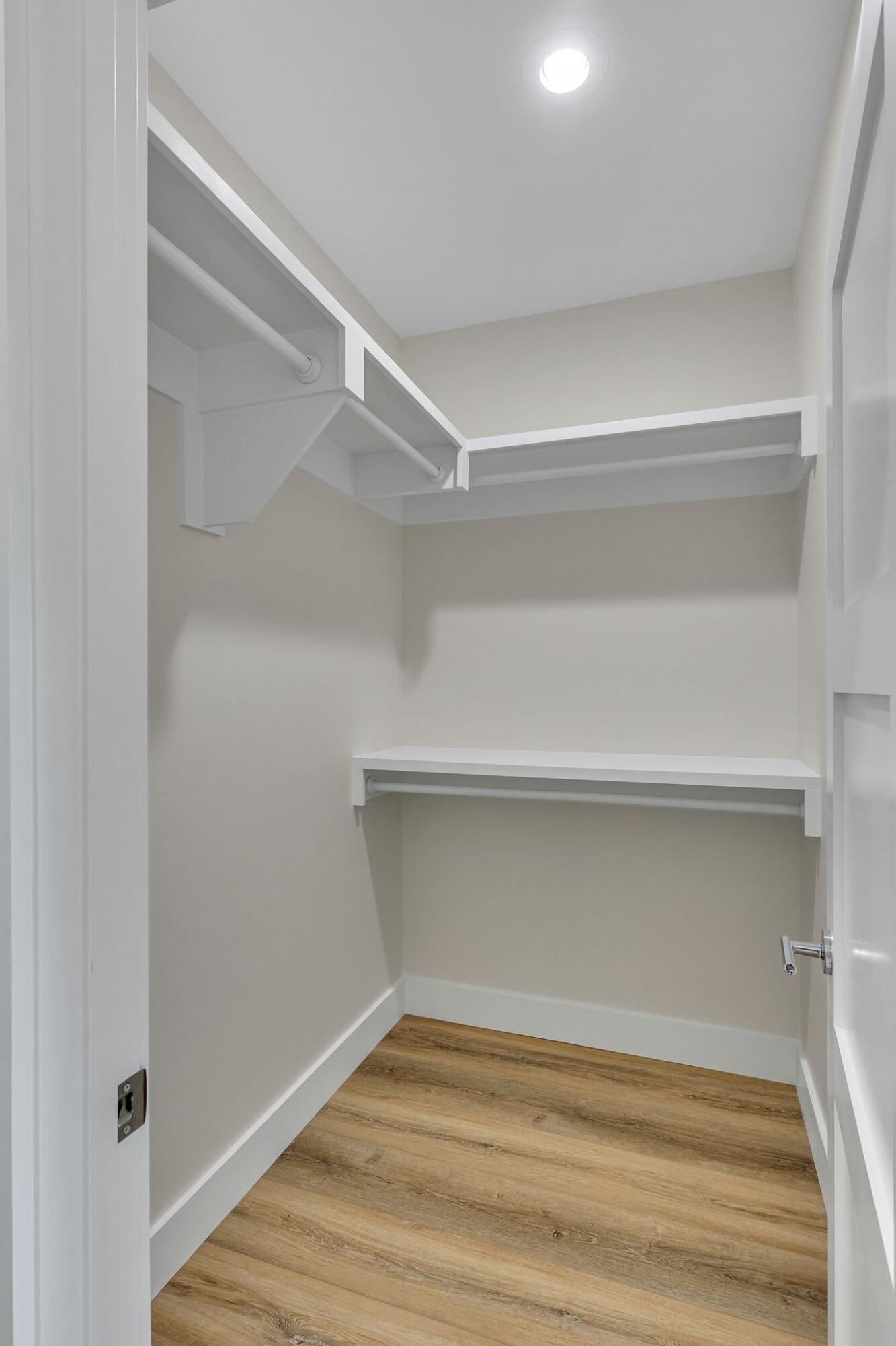 LAGRANGE SHORES - Residential