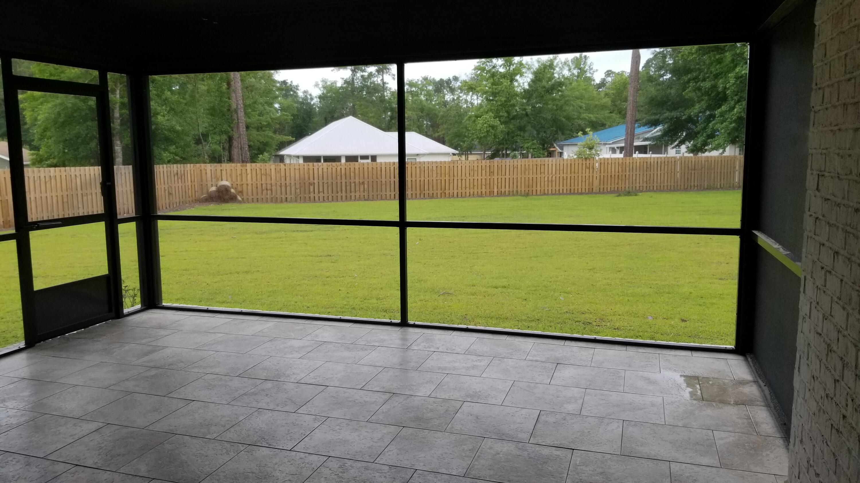 LAGRANGE SHORES - Residential