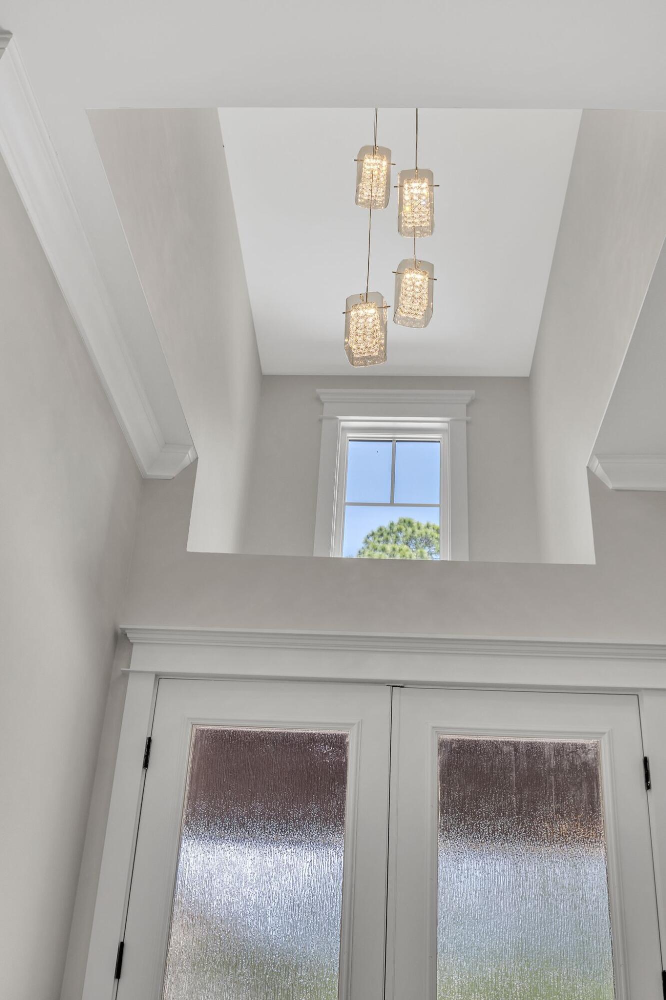 LAGRANGE SHORES - Residential