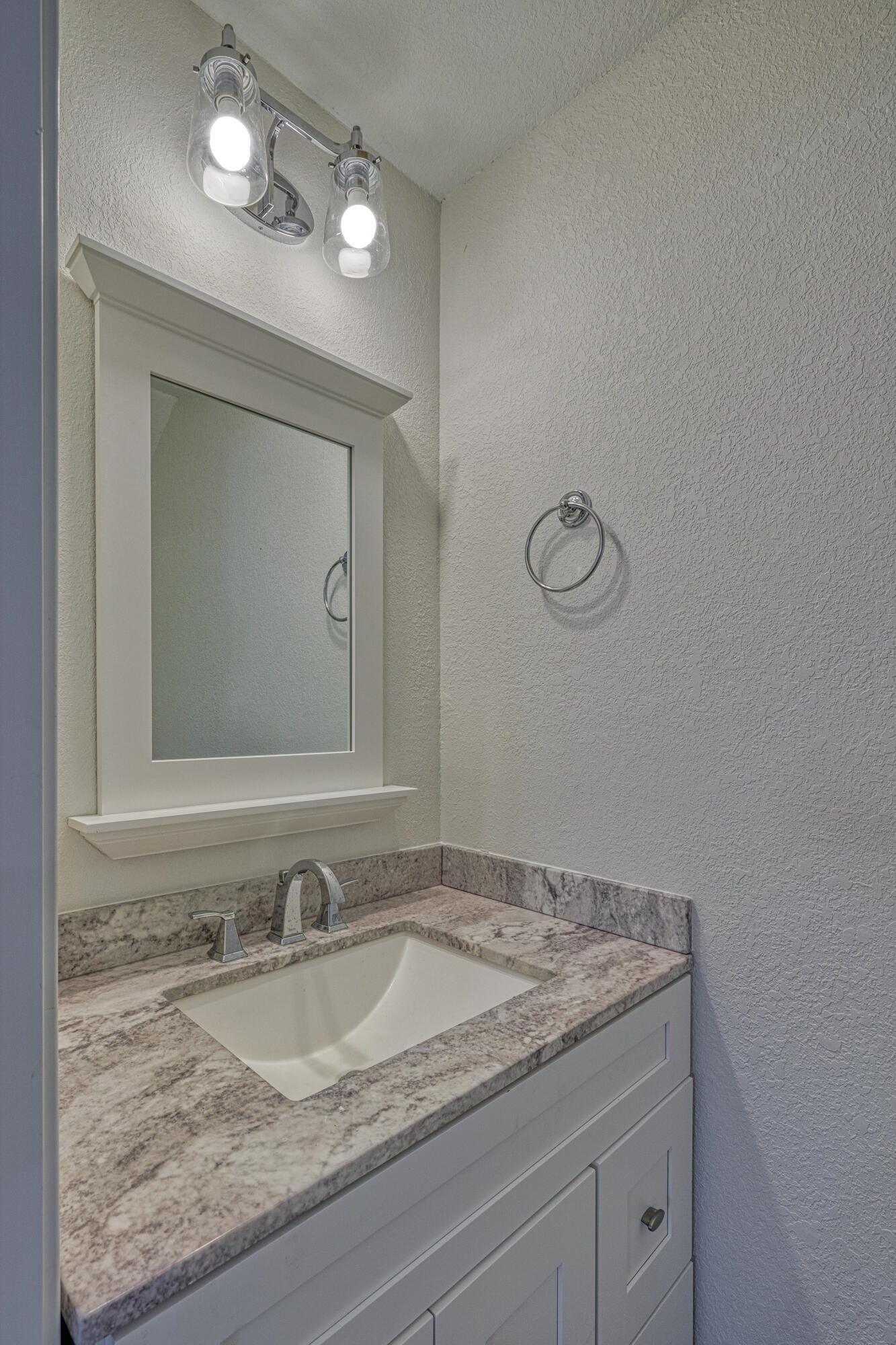 WOODLAND SHORES T/H PH 1 - Residential