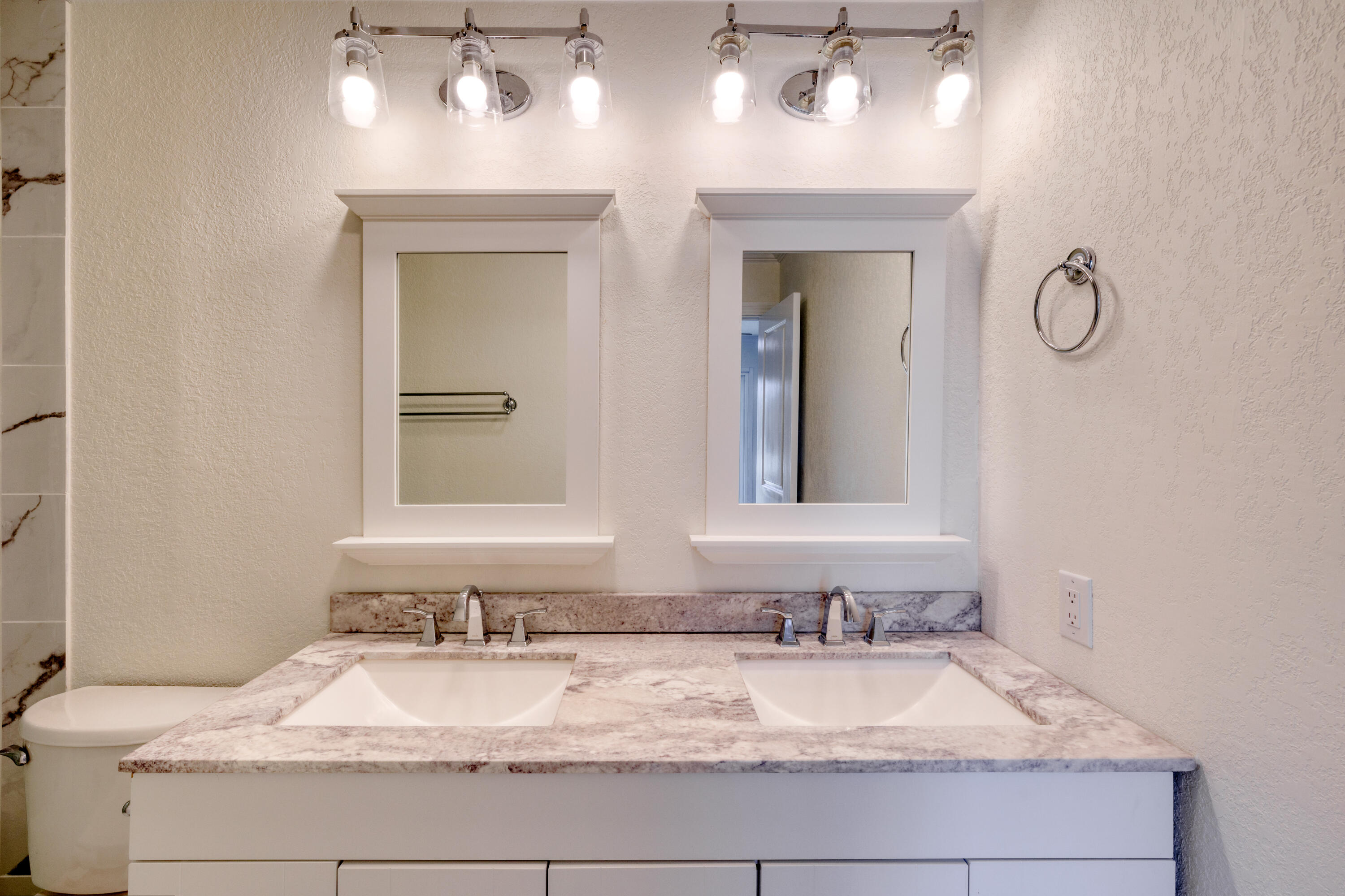 WOODLAND SHORES T/H PH 1 - Residential