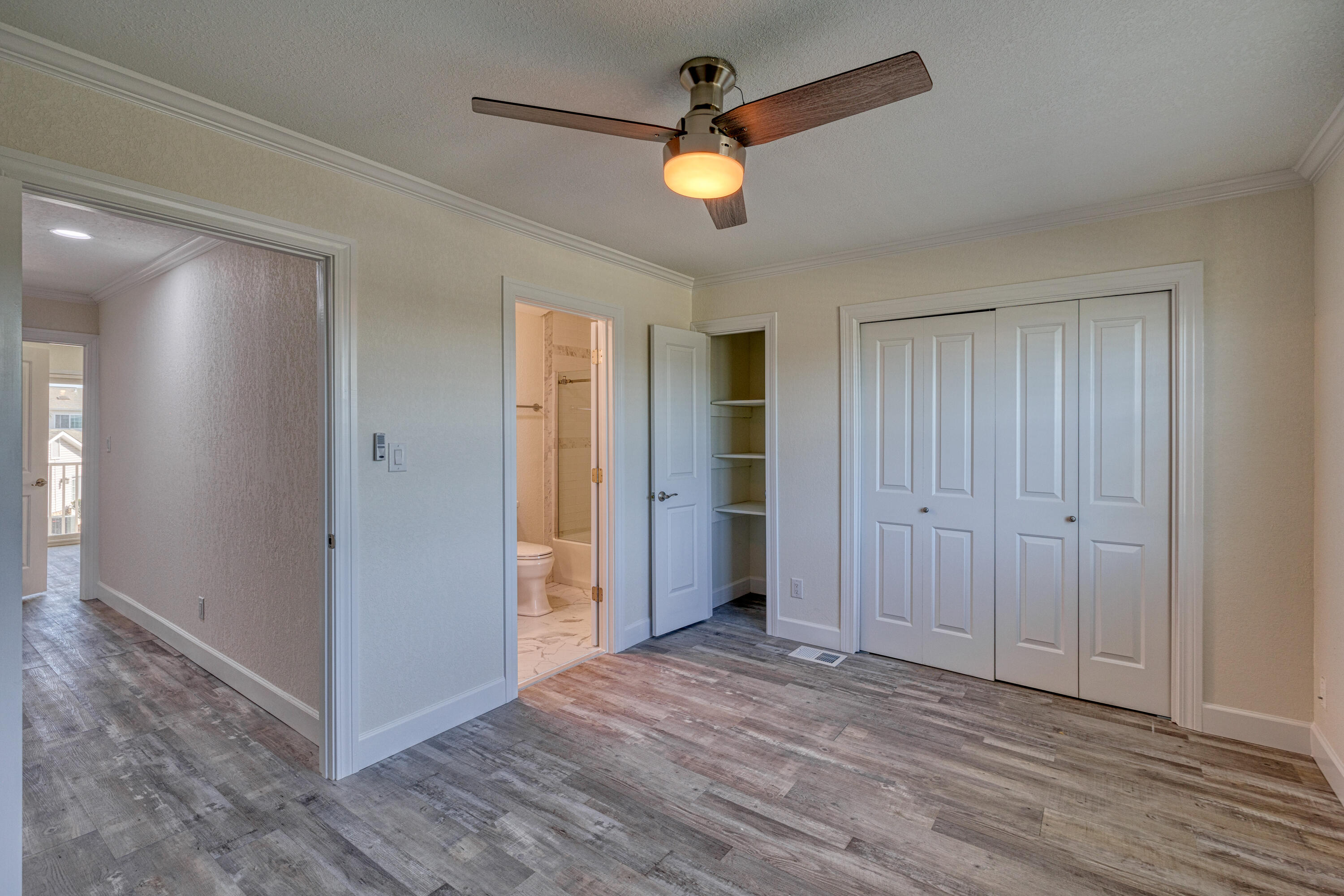 WOODLAND SHORES T/H PH 1 - Residential