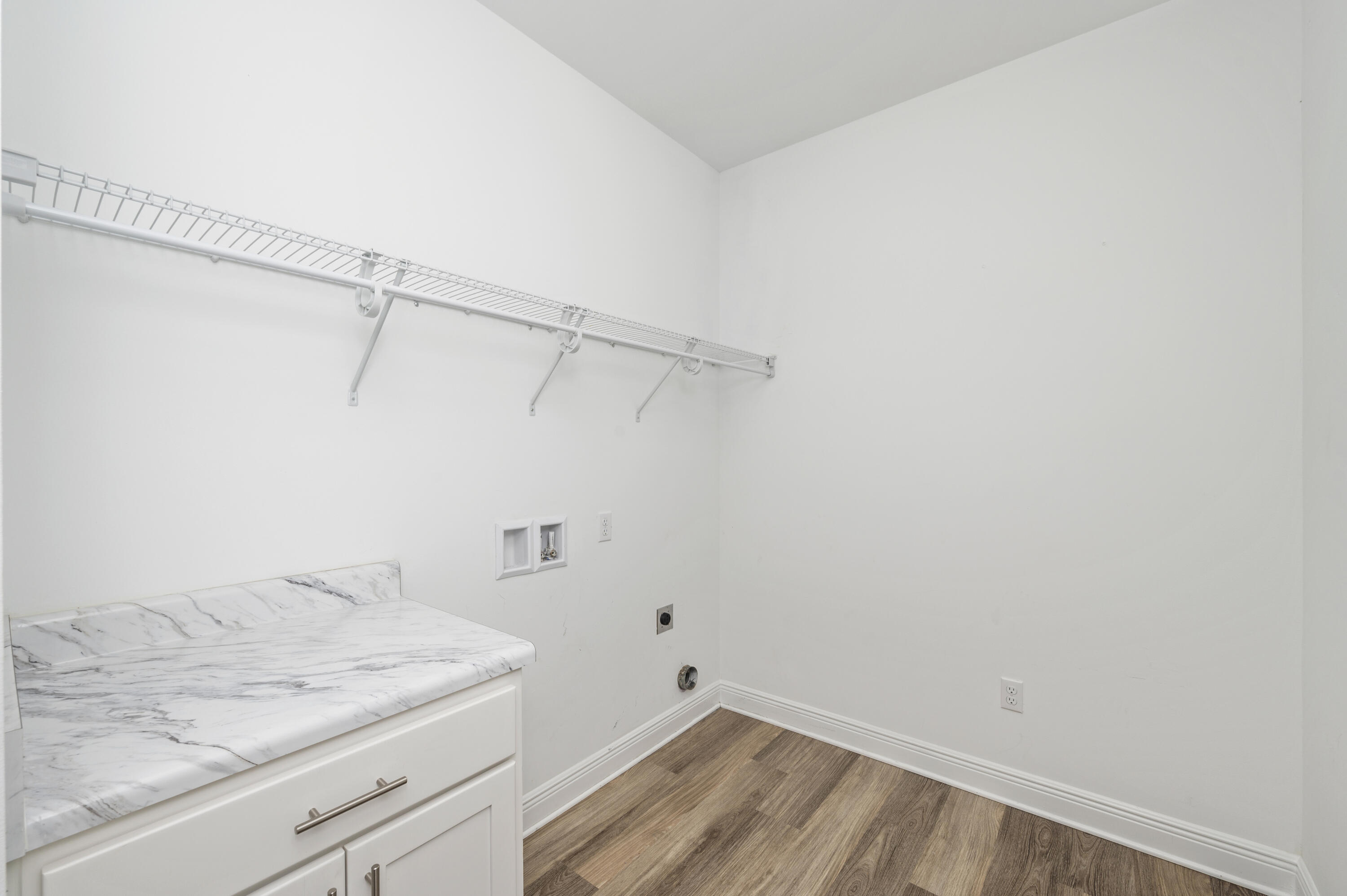 SHILOH PLACE - Residential Lease