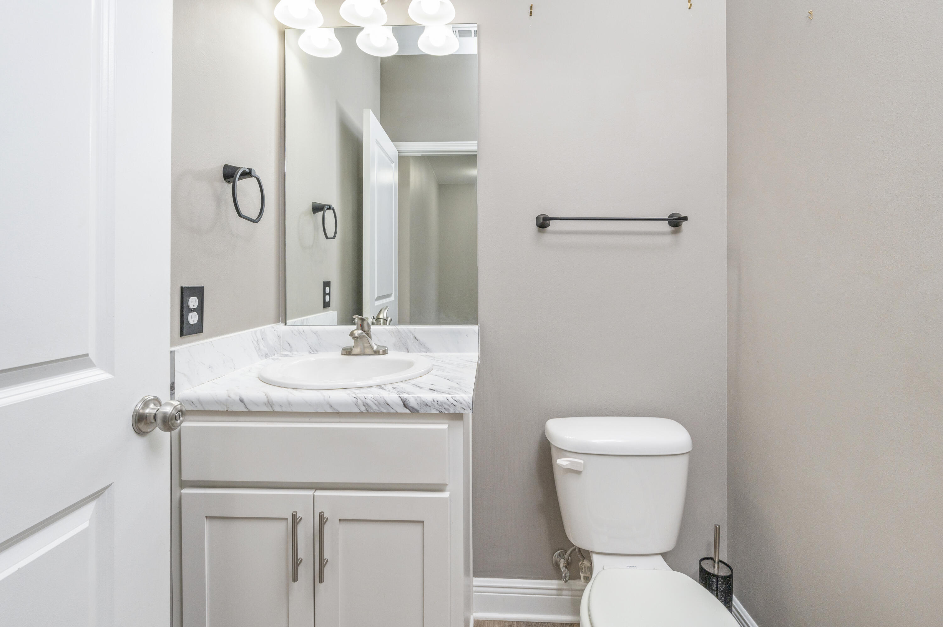SHILOH PLACE - Residential Lease