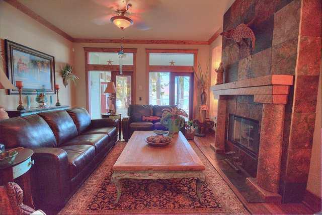 HEWETT BAYOU - Residential